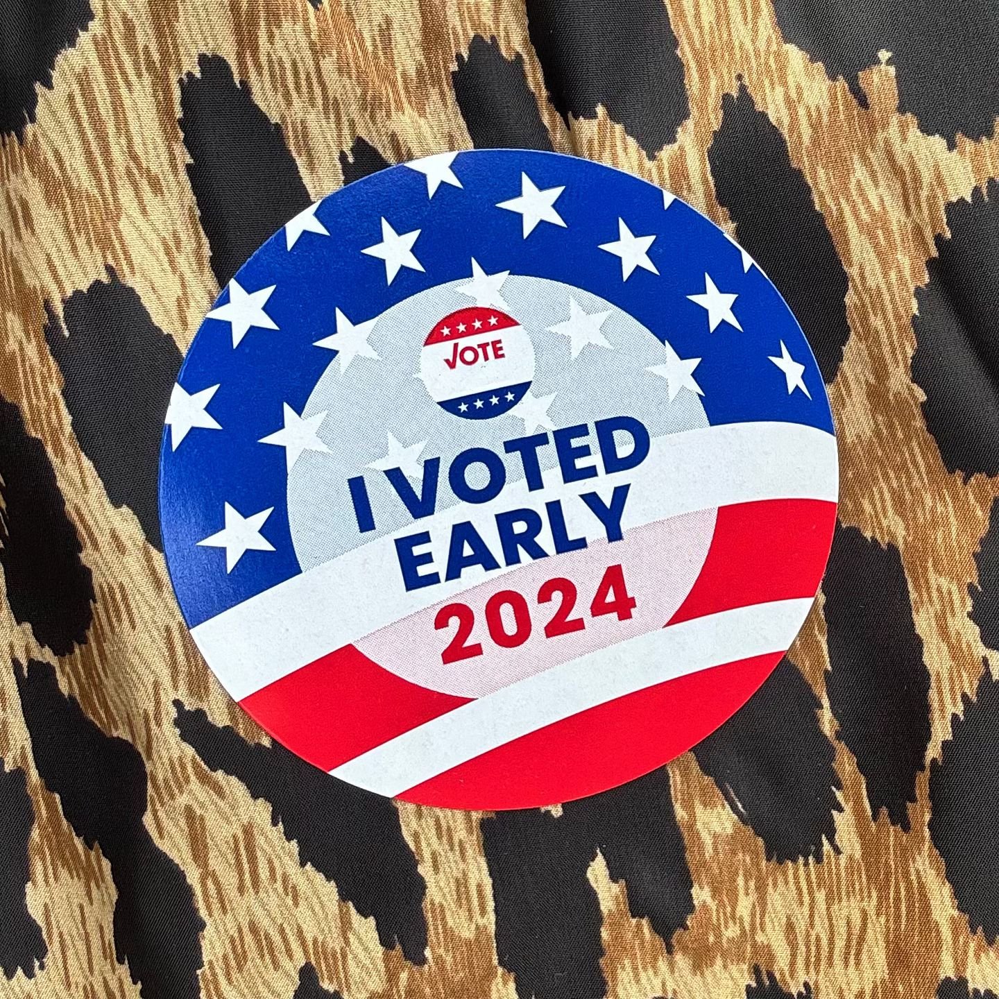 The early bird gets the vote. Vote for the earth! 🌎 🗳️