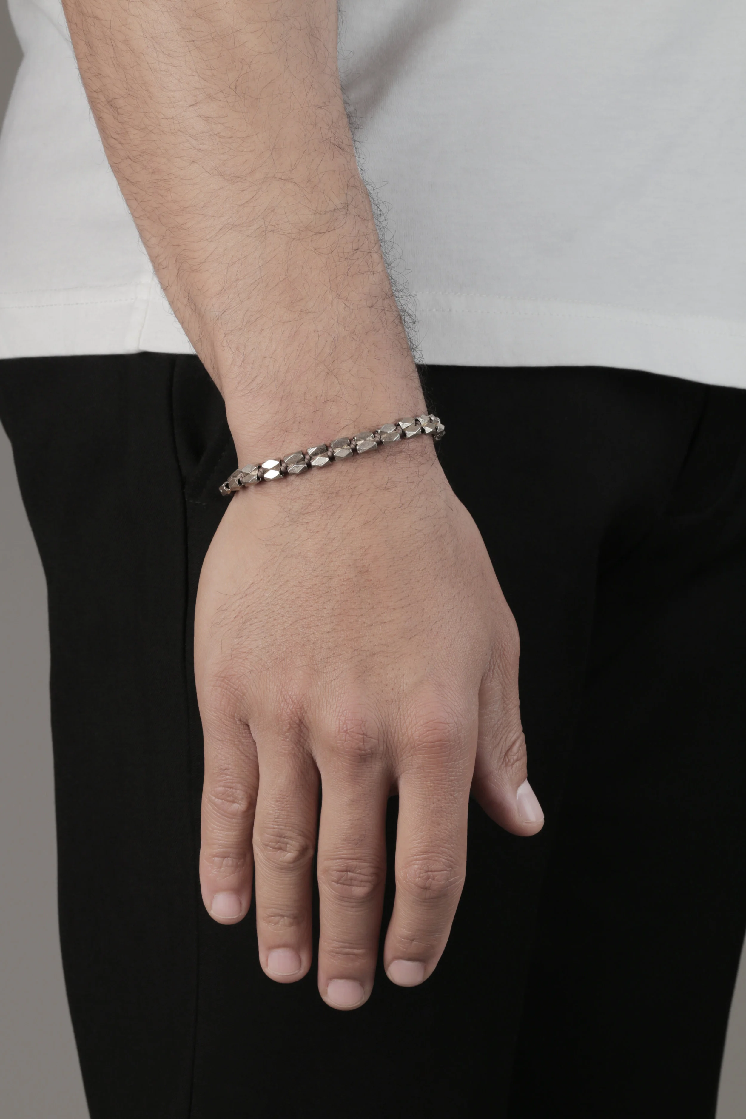 The Savai bracelet_taupe.jpg