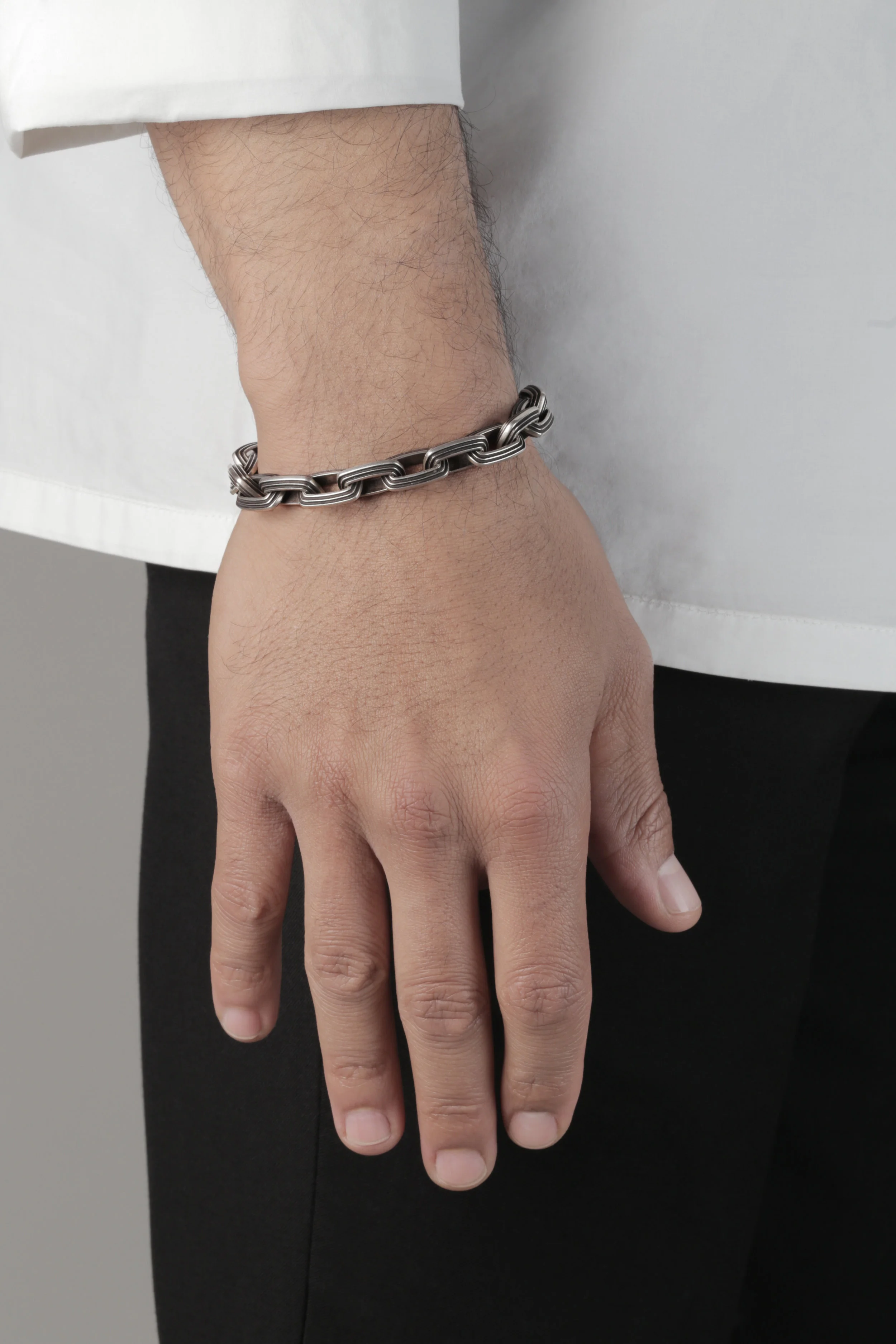 The 10MM Equinox Link Bracelet .jpg