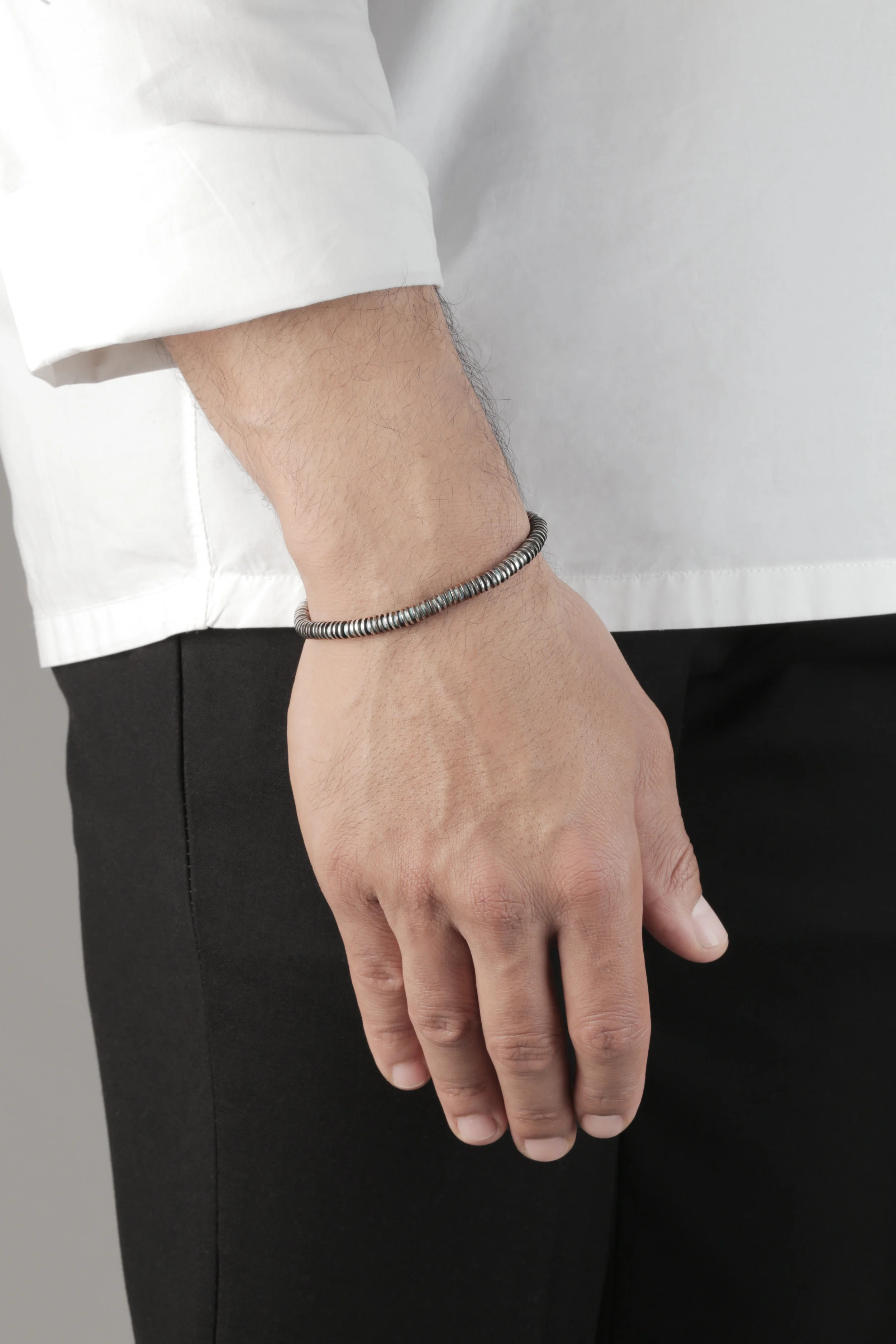 The Multicolor Volta Bracelet_Light Blue)hand.jpg