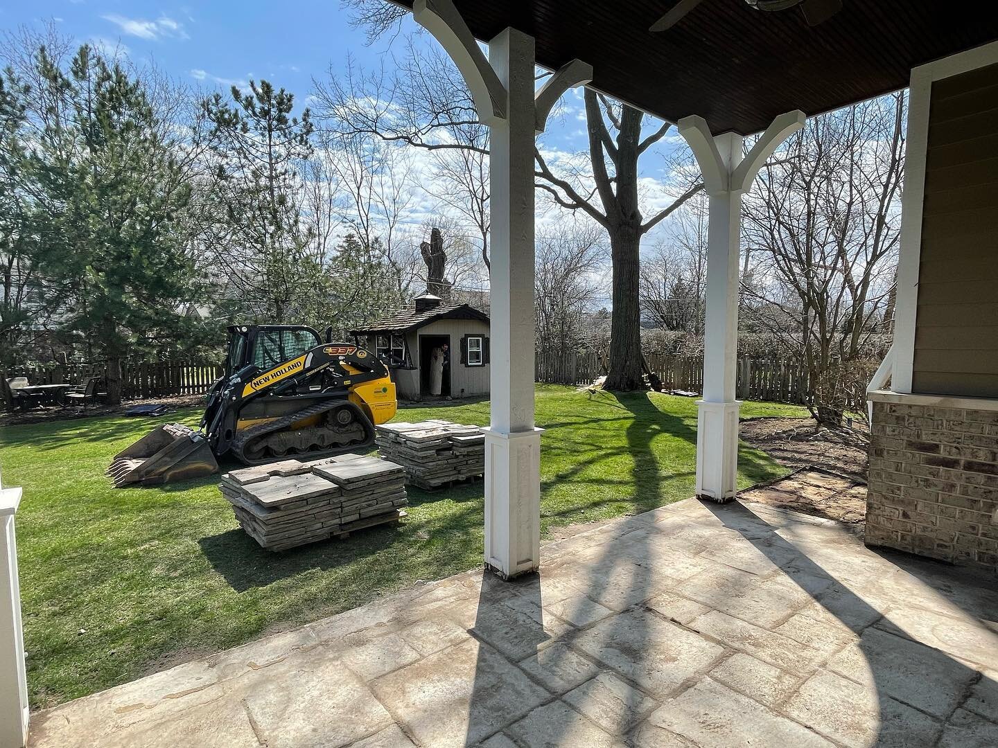 Deerfield, IL

We are back!!! Best way to kick off the 2022 season!
This backyard is going through a major transformation, stay tuned!!
&bull;
&bull;
&bull;
&bull;
#unilock #unilockauthorizedcontractor #unilockmidwest #unilockbeaconhillsmooth #uniloc