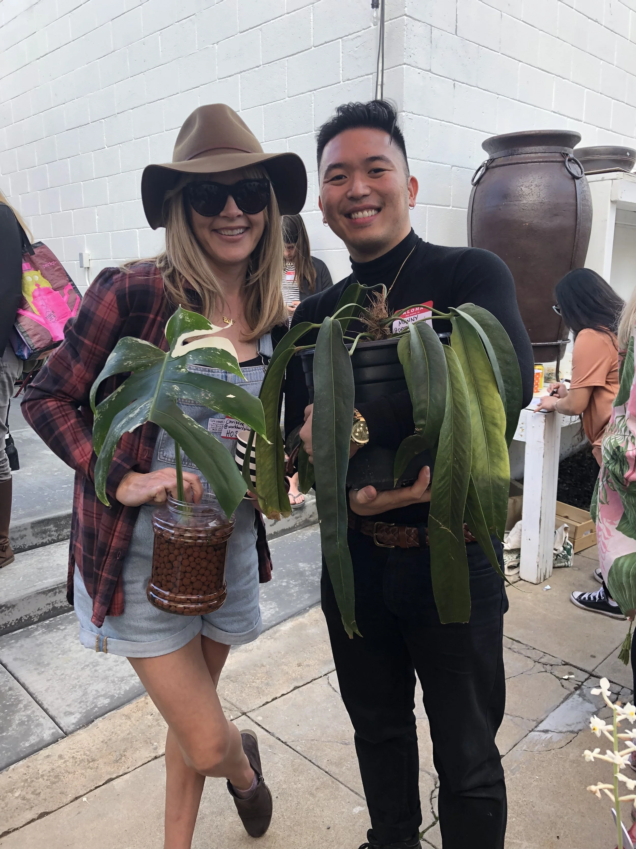 I always have fun meeting new people and seeing old plant friends like Manny of @perennialpapi.