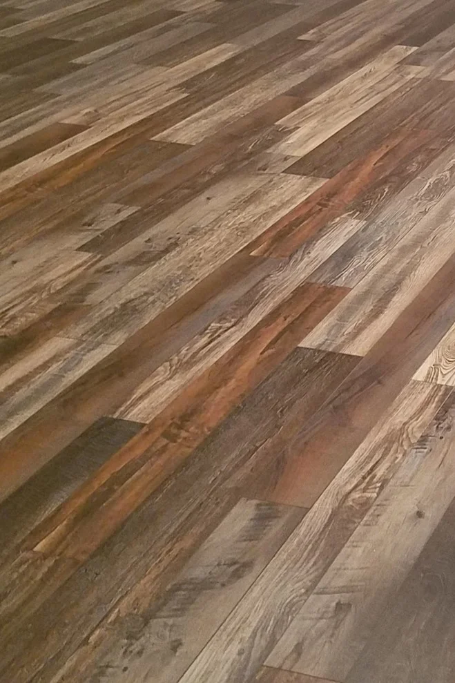 Choosing Between Laminate and Vinyl Plank Flooring