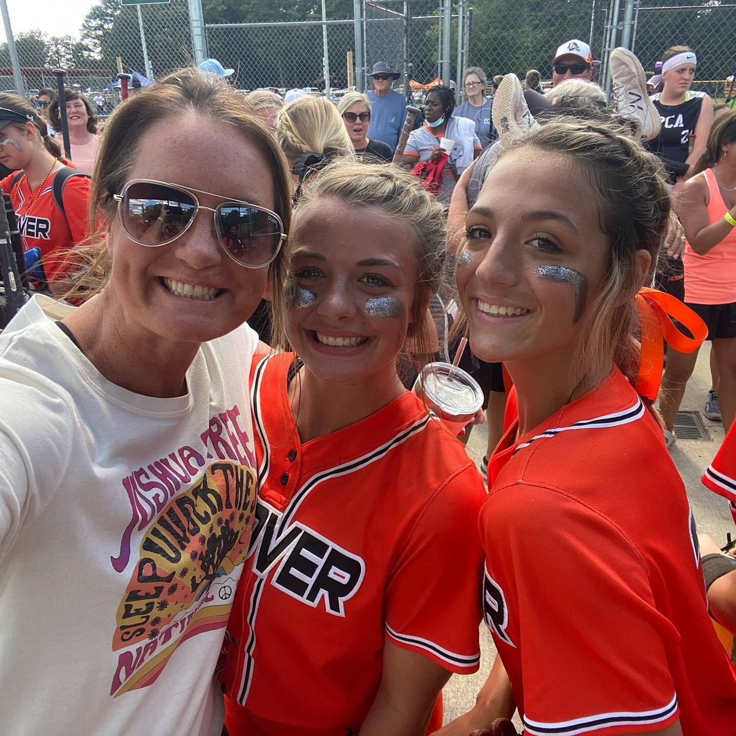 I love close intense games and you ladies pulled it off! Let&rsquo;s go!! #hooverbucs #hooversoftball #fosterfastpitch #statebound @brookelyn.cannon @olivia.christian02