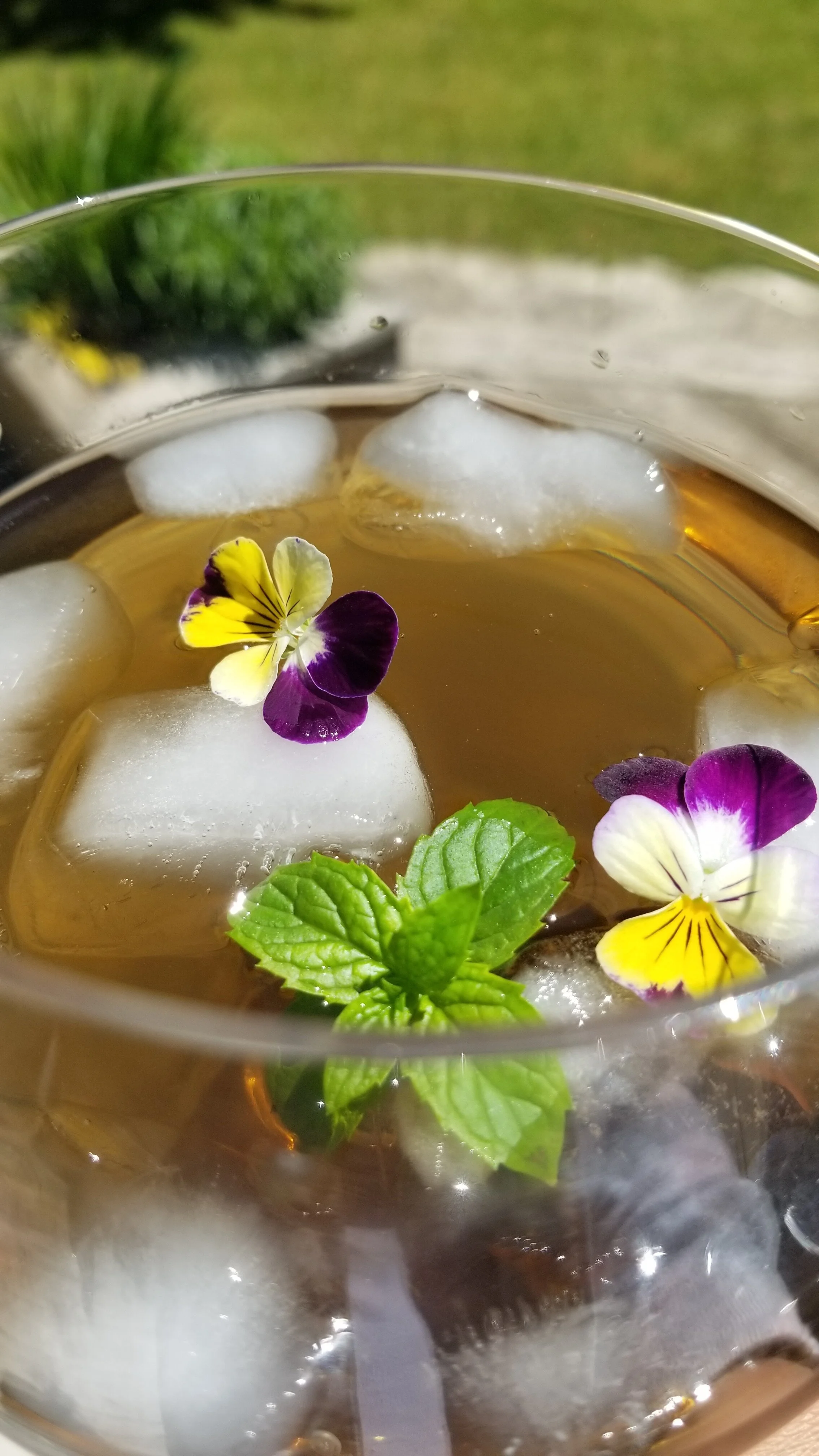 Nourishing anti-inflammatory summer sippers