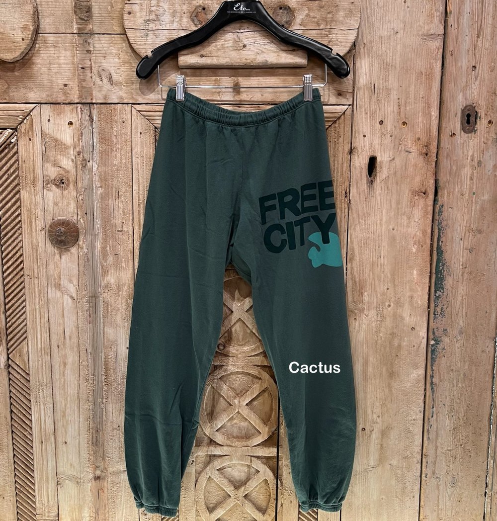 FREECITY Large Sweatpant [MORE COLORS] — Etc