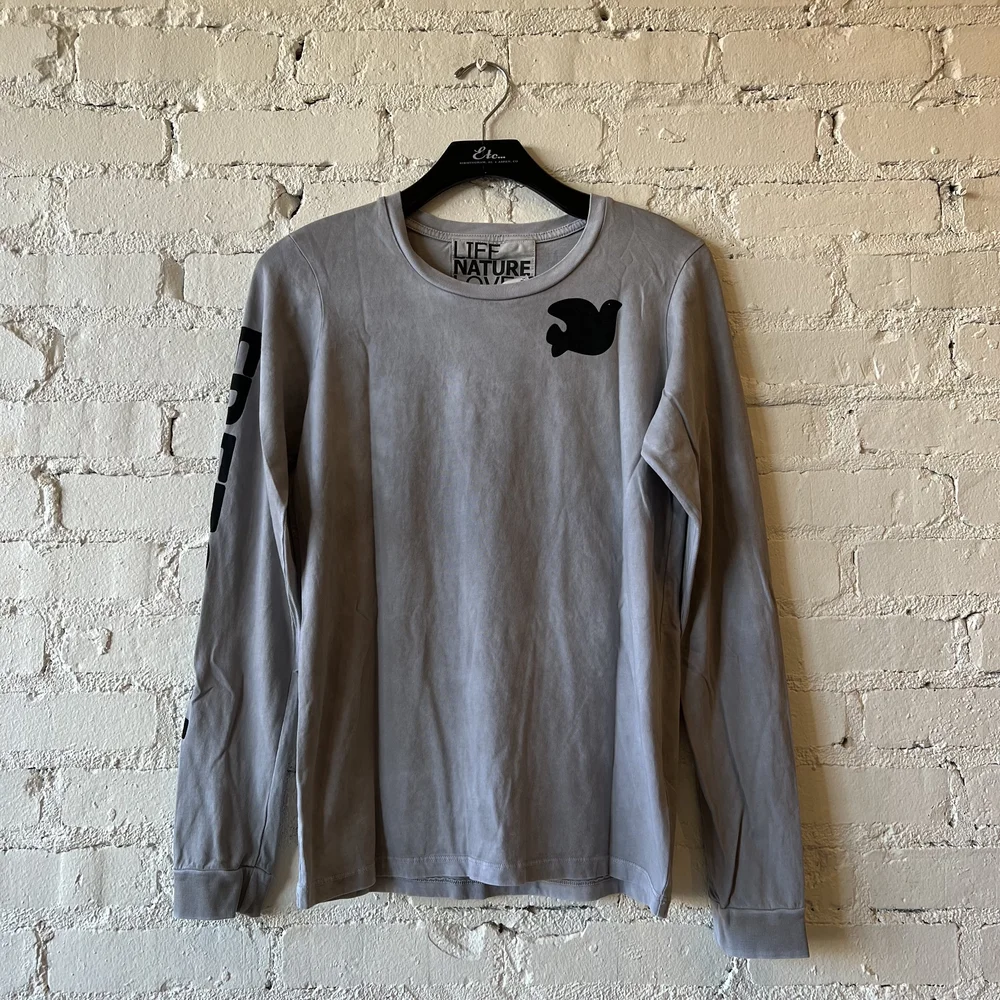 トップス FUTURE ARCHIVE AGAING LIB LONG SLEEVE トップス FUTURE ARCHIVE AGAING LIB LONG SLEEVE Back to The