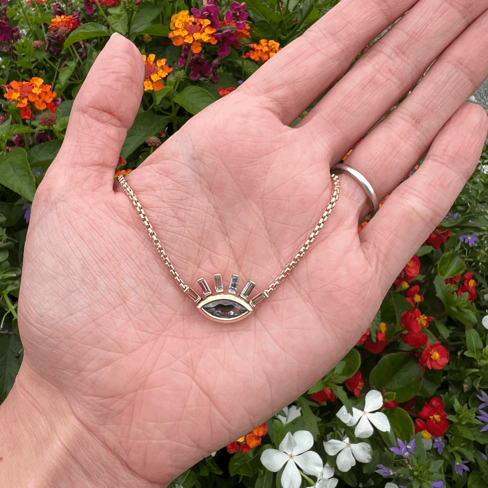 アクセサリー yooooco Zoe Chicco Large Square Oval Link Chain Necklace with Toggle Clasp