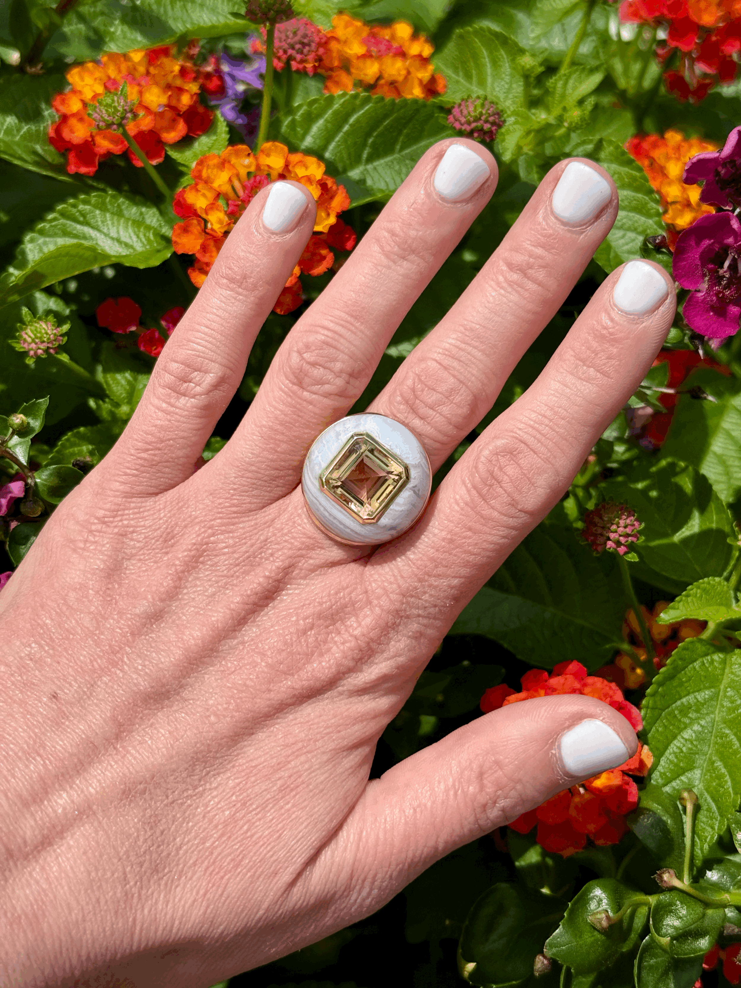 Retrouvai OAK Classic Lollipop Ring 7.31 Emerald Cut Beryl in Blue Lace Agate