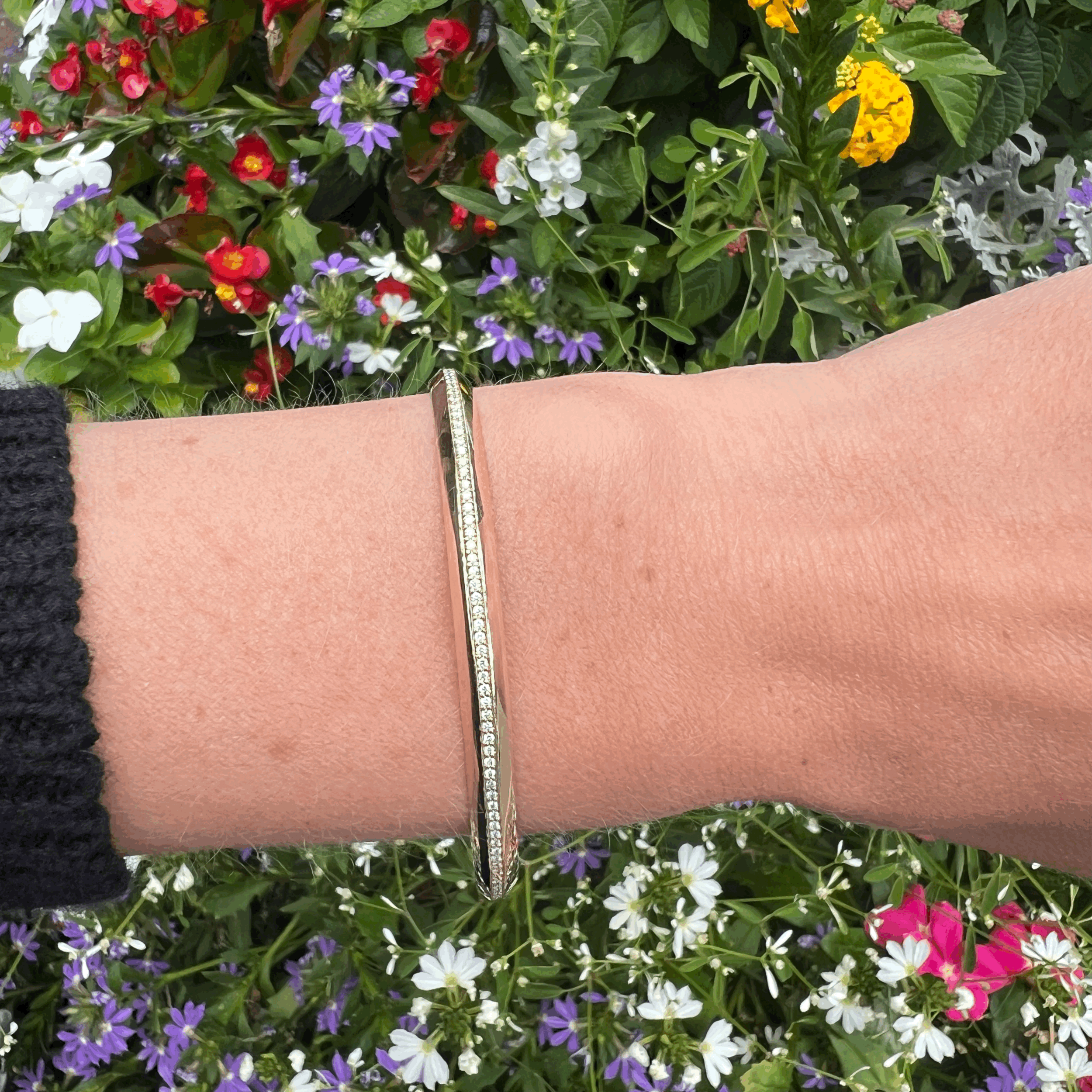 Zoe Chicco 14K Yellow Gold Pave Diamond Line Knife Edge Cuff Bracelet