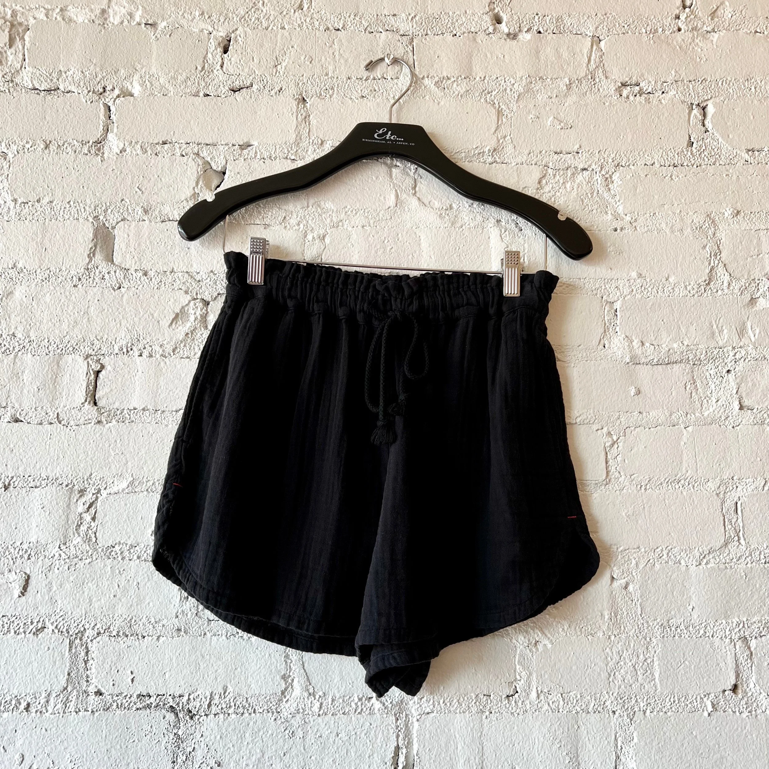 Xirena Black Starla Shorts - XL ONLY