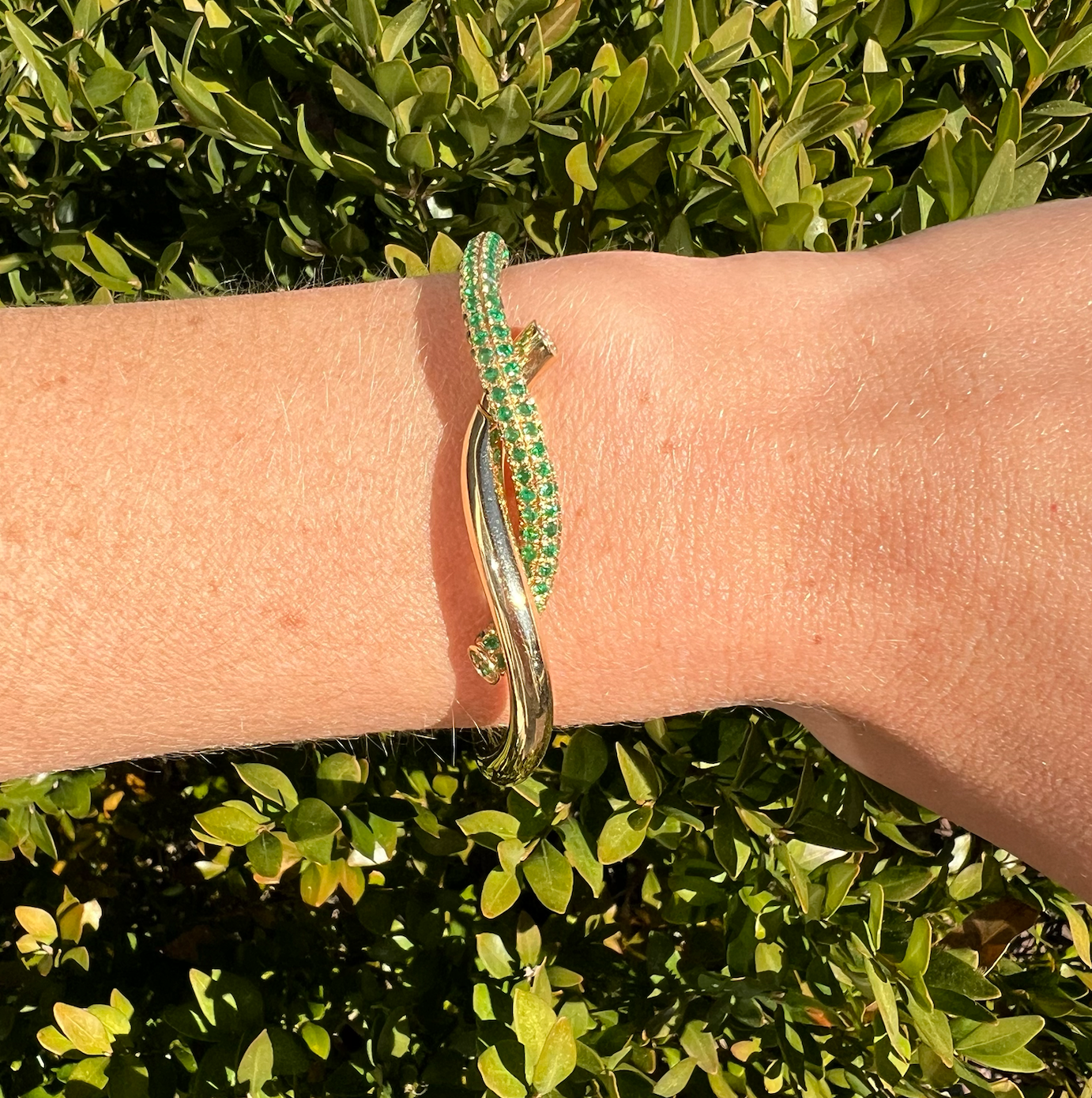 Boochier Half Emerald Ties Bangle in Yellow Gold