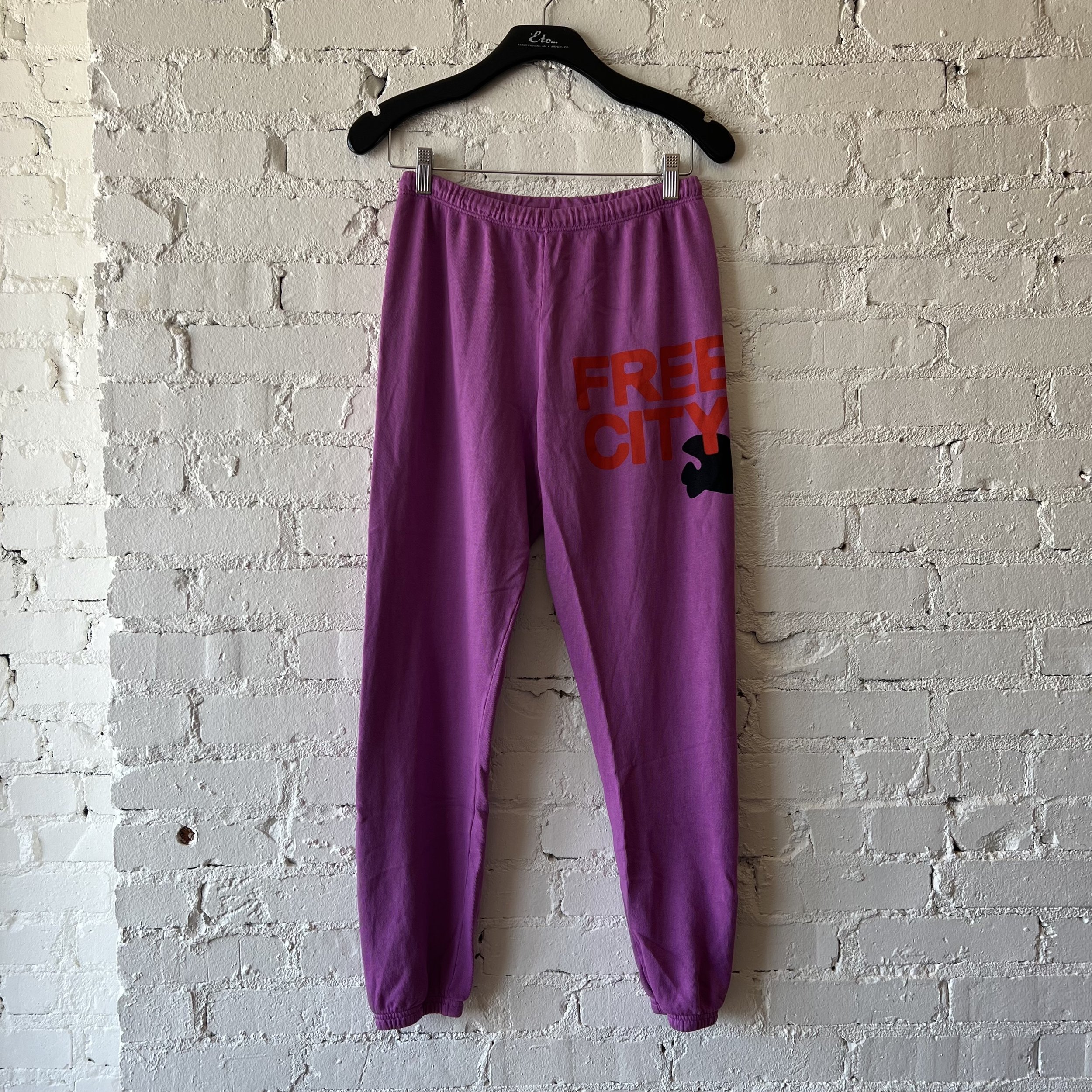 Freecity Large Classic Sweatpant in Pink Plant