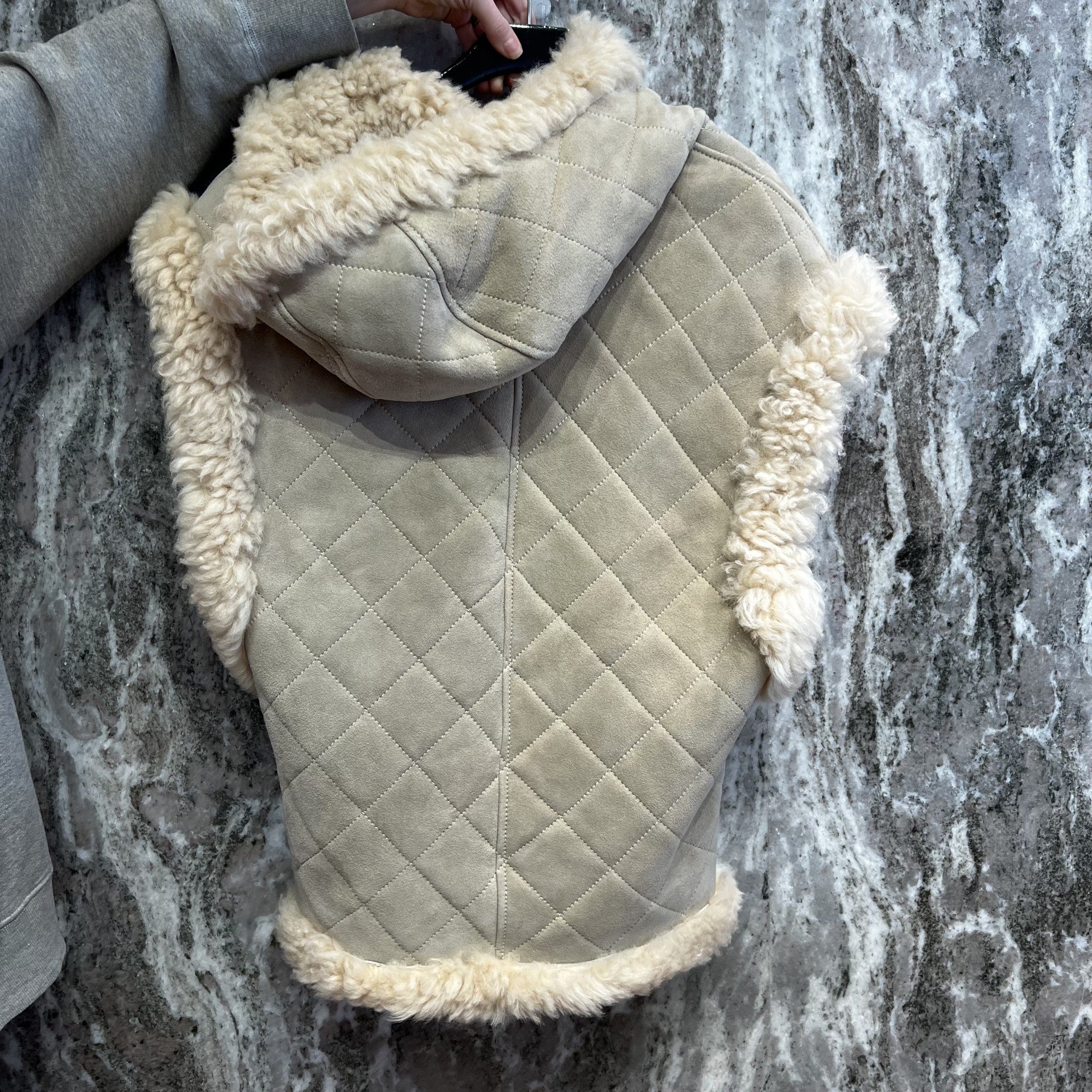 gg vest 2.jfif