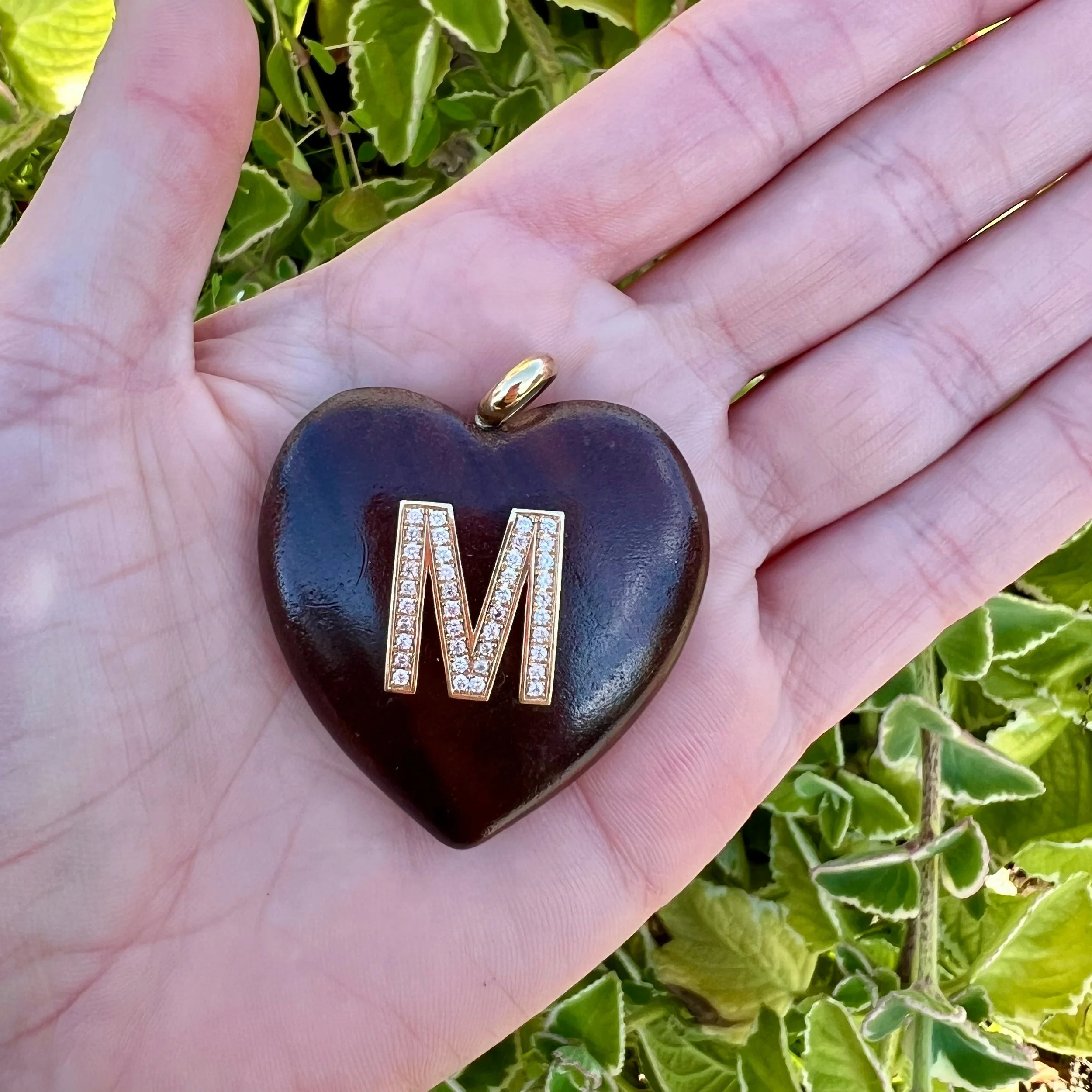 Bei Tesori Large Rosewood Heart with Diamond M