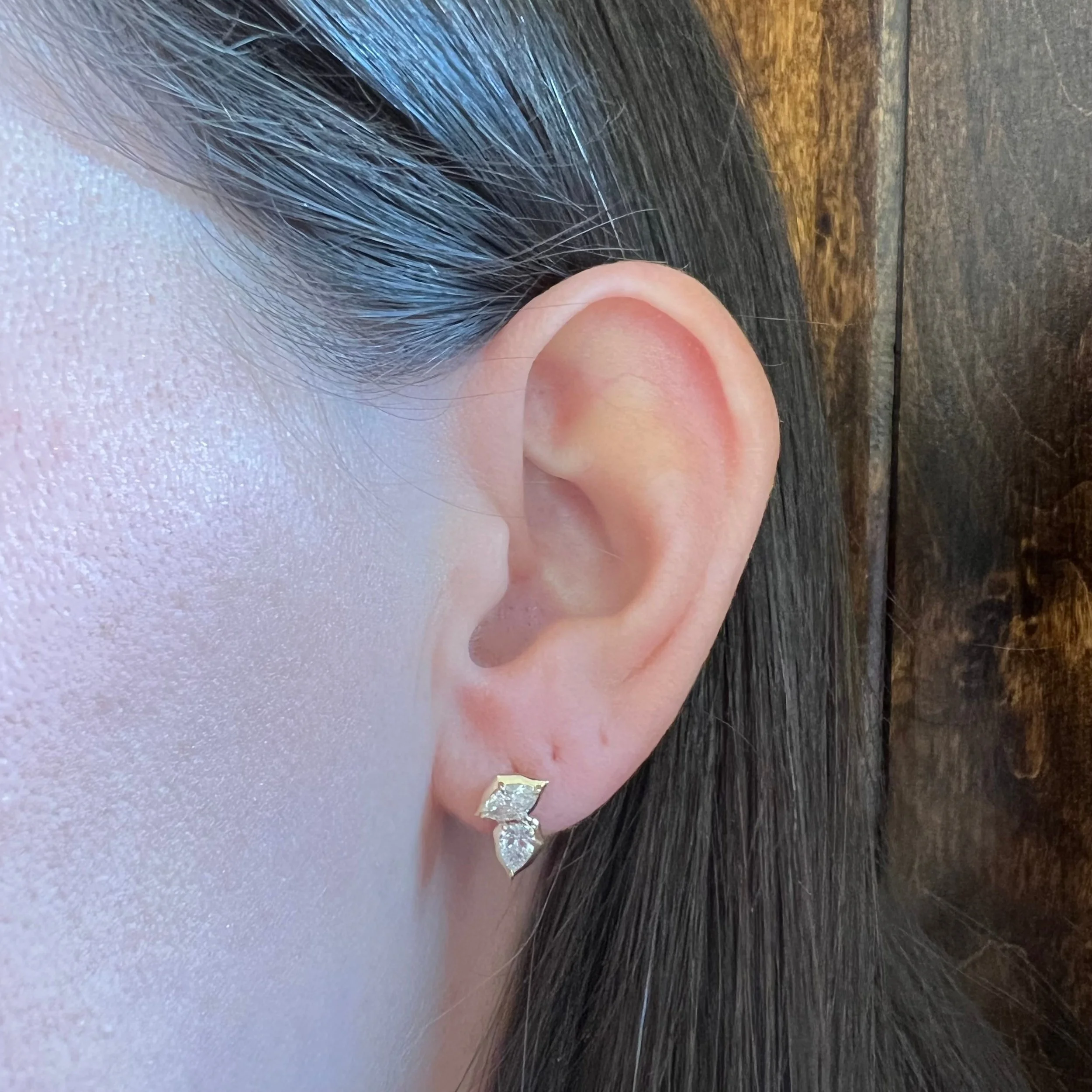 Jade Trau Poppy Studs II Yellow Gold