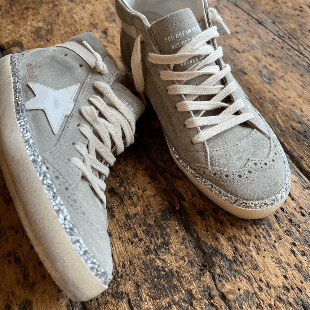 GOLDEN  ゴールデングース MIDSTAR Mid Star: the versatile and stylish sneakers by Golden Goose