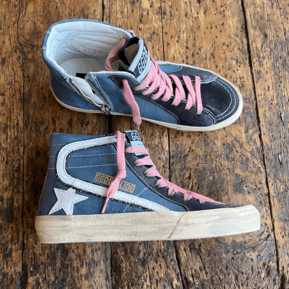 ゴールデングース　レザー GOLDEN GOOSE Superstar distressed leather sneakers | NET-A-PORTER