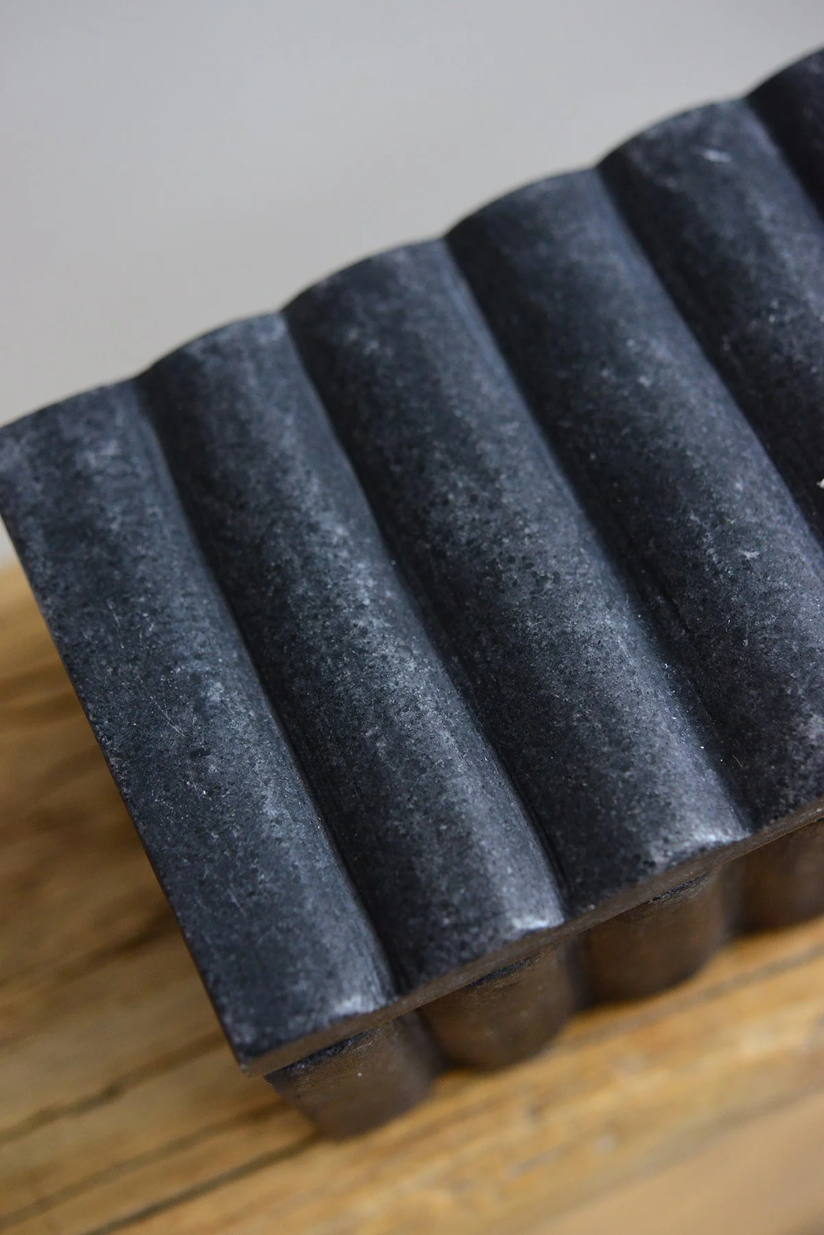 black marble storage box with lid-002.jpg