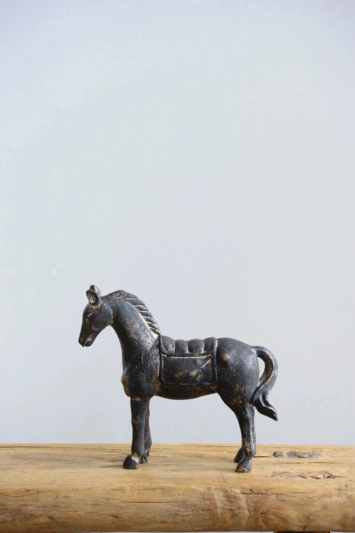 black+vintage+inspired+resin+horse-002.jpg