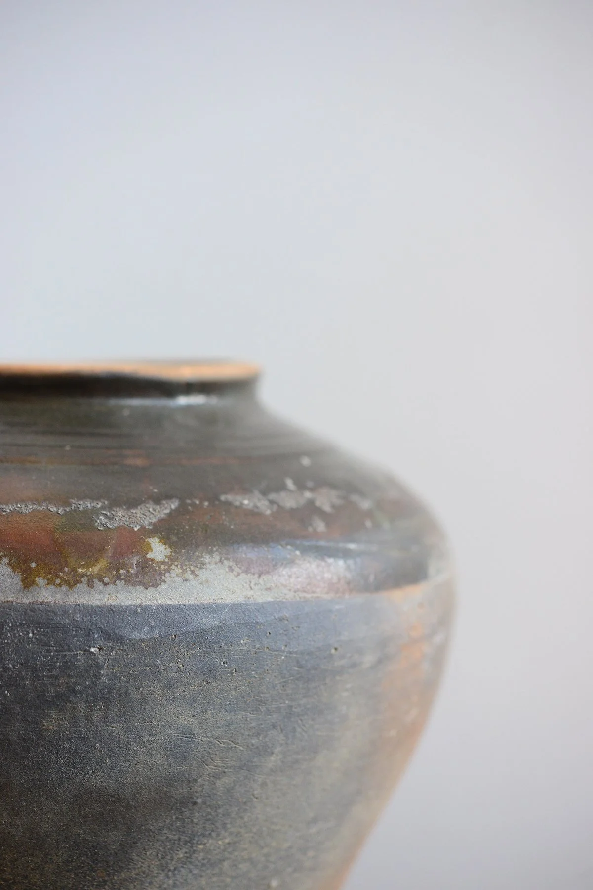 large vintage textured pot2-006.jpg