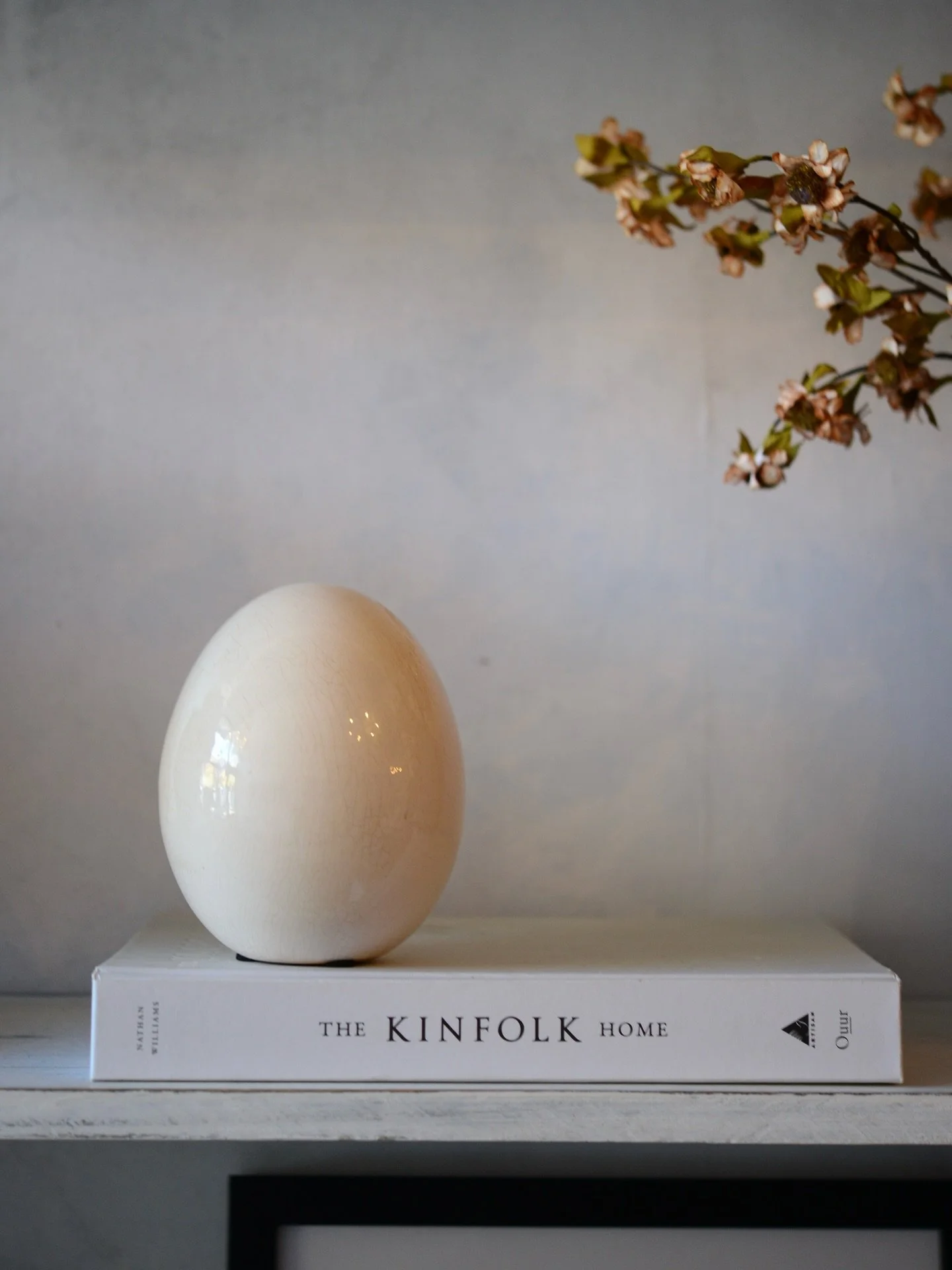 objects of interest. objects of curiosity. 

our favourite way to style any surface &bull; objects of interest, of curiosity, that draw the eye. 

those individual elements that come together to create a collected story.

those understated bits of pe