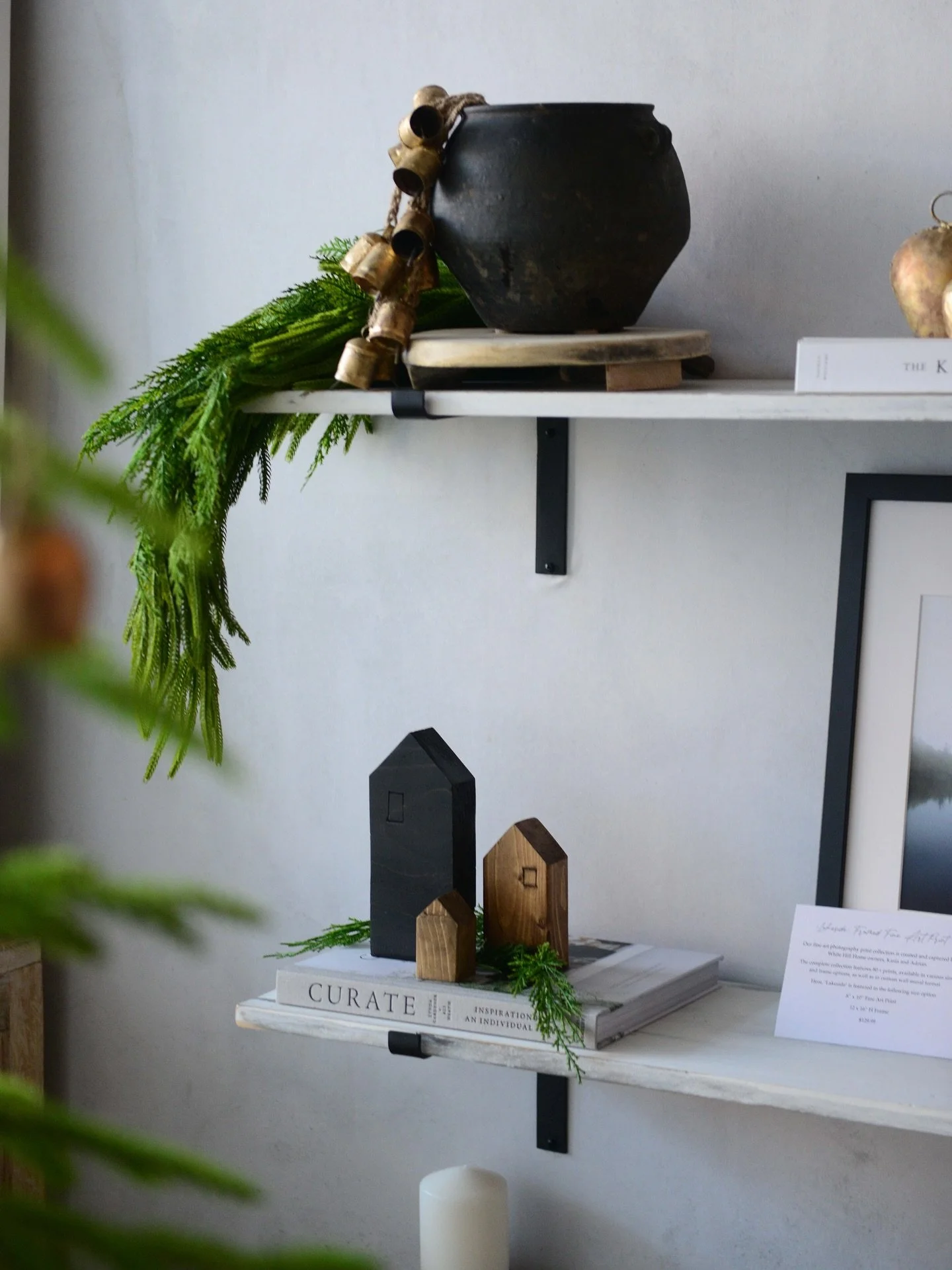 shop moments.

featuring a few of our current favourite details.
🌲🌲🌲

#carefullycurated #thoughtfullycreated #homegoods #designwithintention #holidaystyle #livebeautiful #liveinspired #whitehillhome