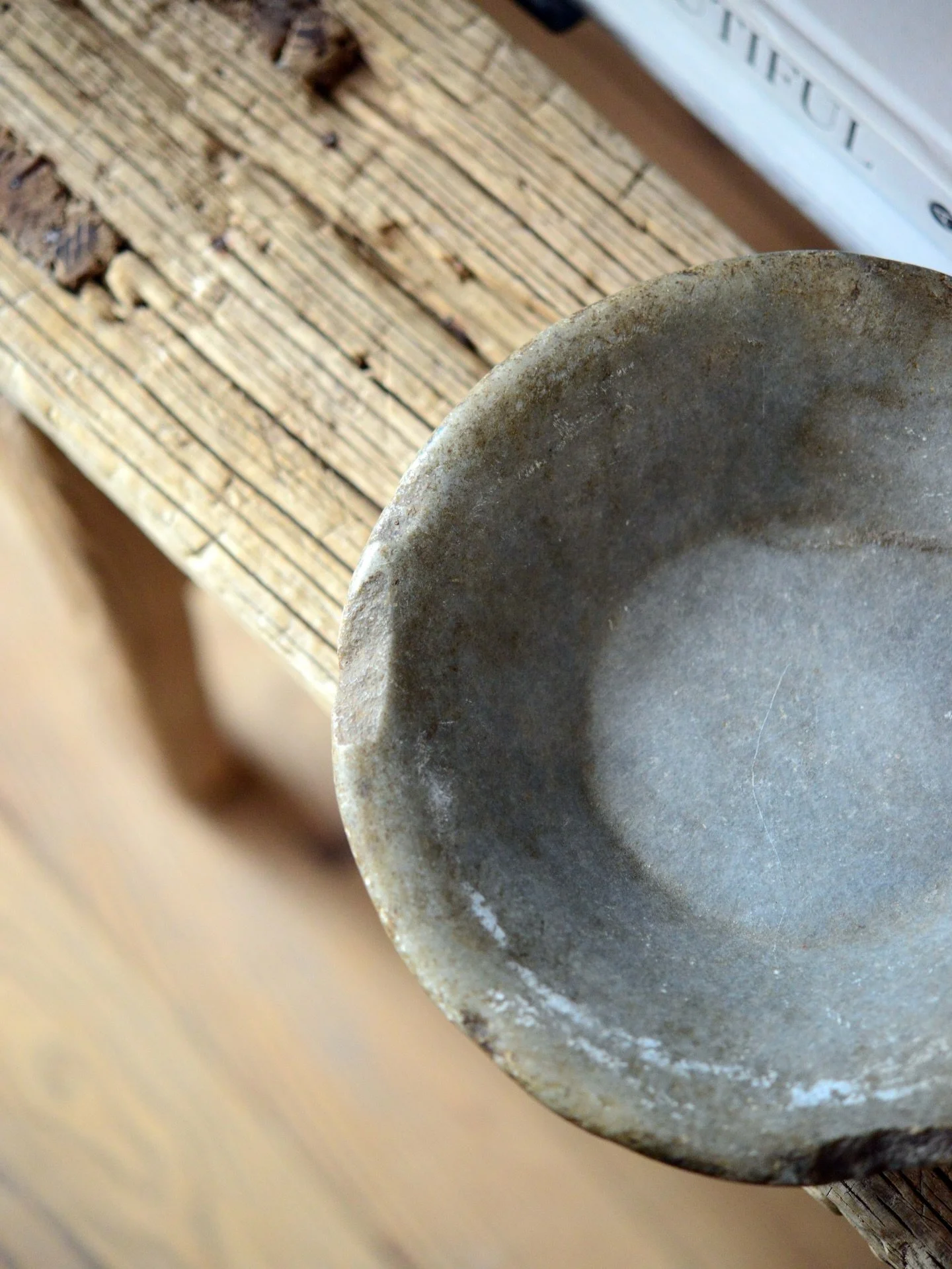 texture love. 🖤 

forever a lover of all things character clad. 🖤 

#designwithintention #interiordesign