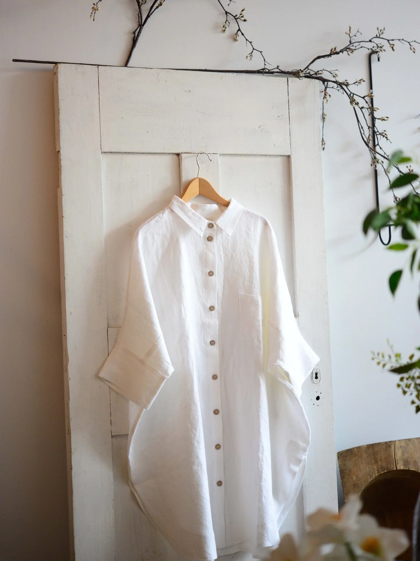 introducing the &lsquo;atelier lino&rsquo; collection. 

linen clothing for slow mornings, open windows + long tables &bull; pieces to live in + love &bull;

a considered collection of timeless staple pieces. 
an intentional extension of our home phi