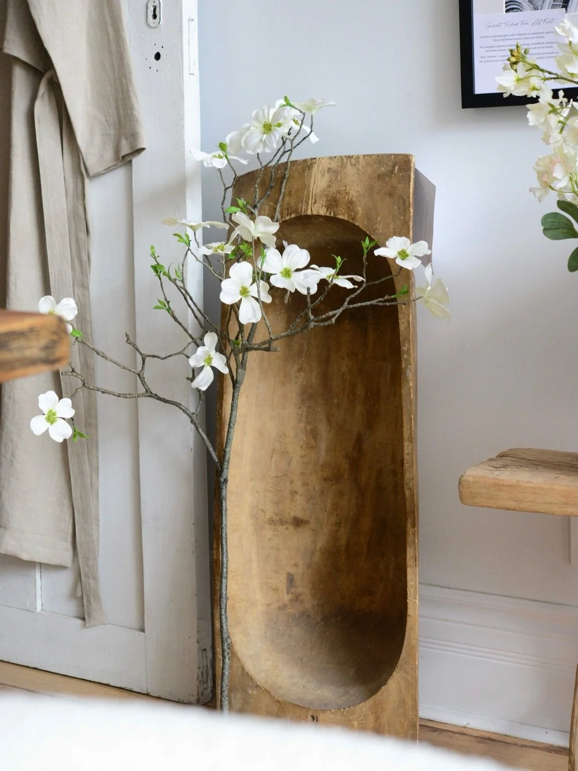 hey siri...take me to a place...

with cobblestreet views, and romantic notions of home. 

with comfy corners and timeless old world details.

where textures rule my senses, encourage a slow down and inspire analog living. 

make me feel like i&rsquo