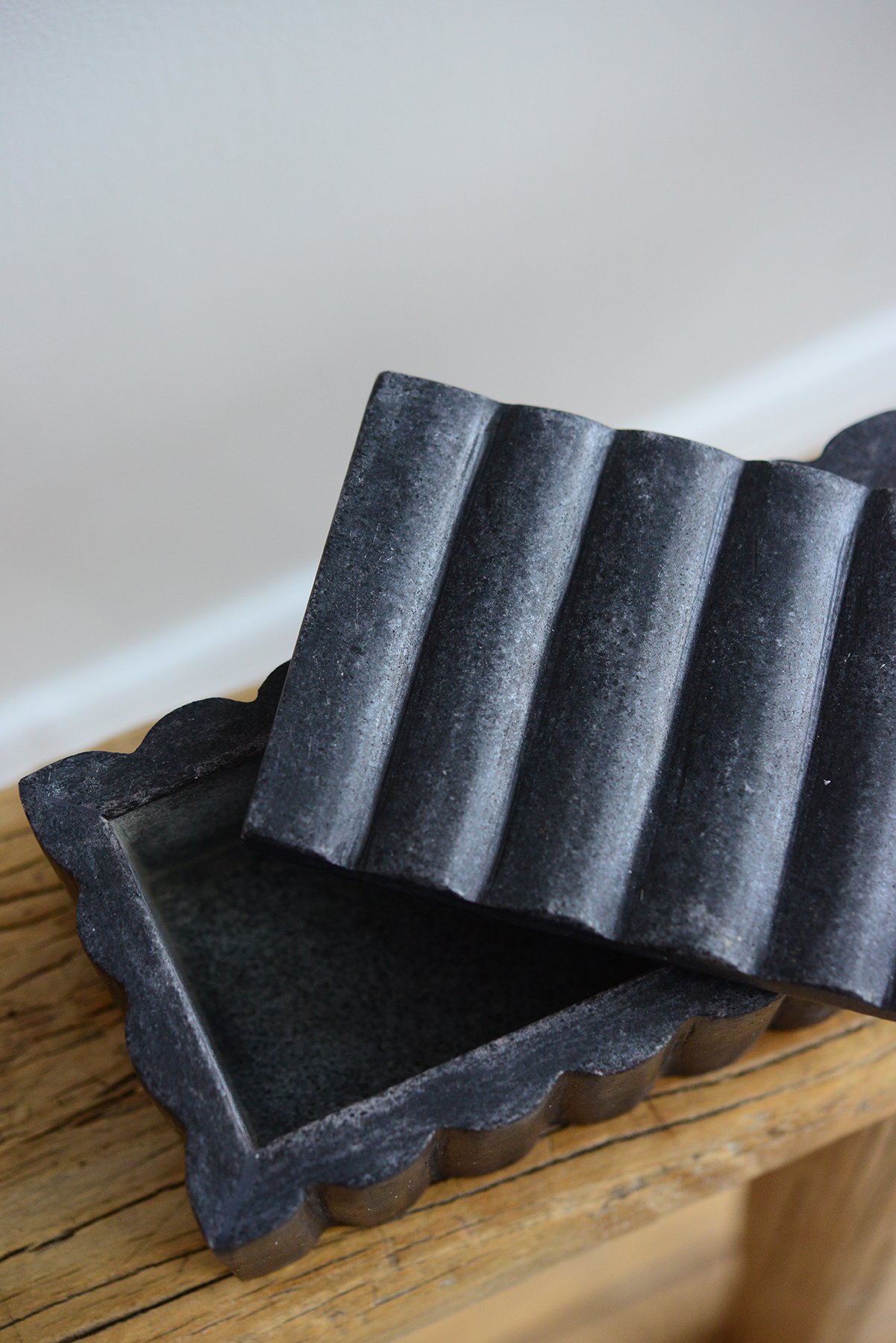 black marble storage box with lid-003.jpg