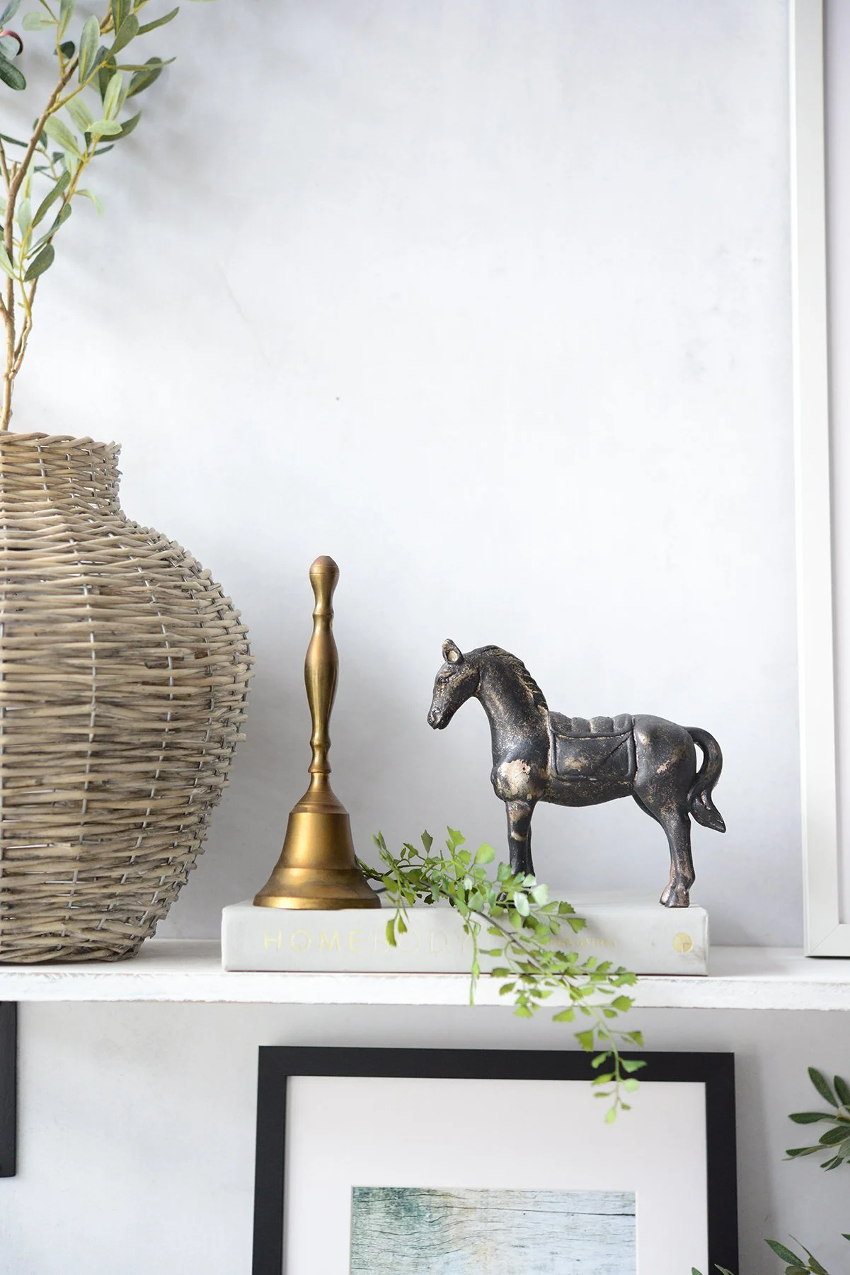 black vintage inspired resin horse-001.jpg