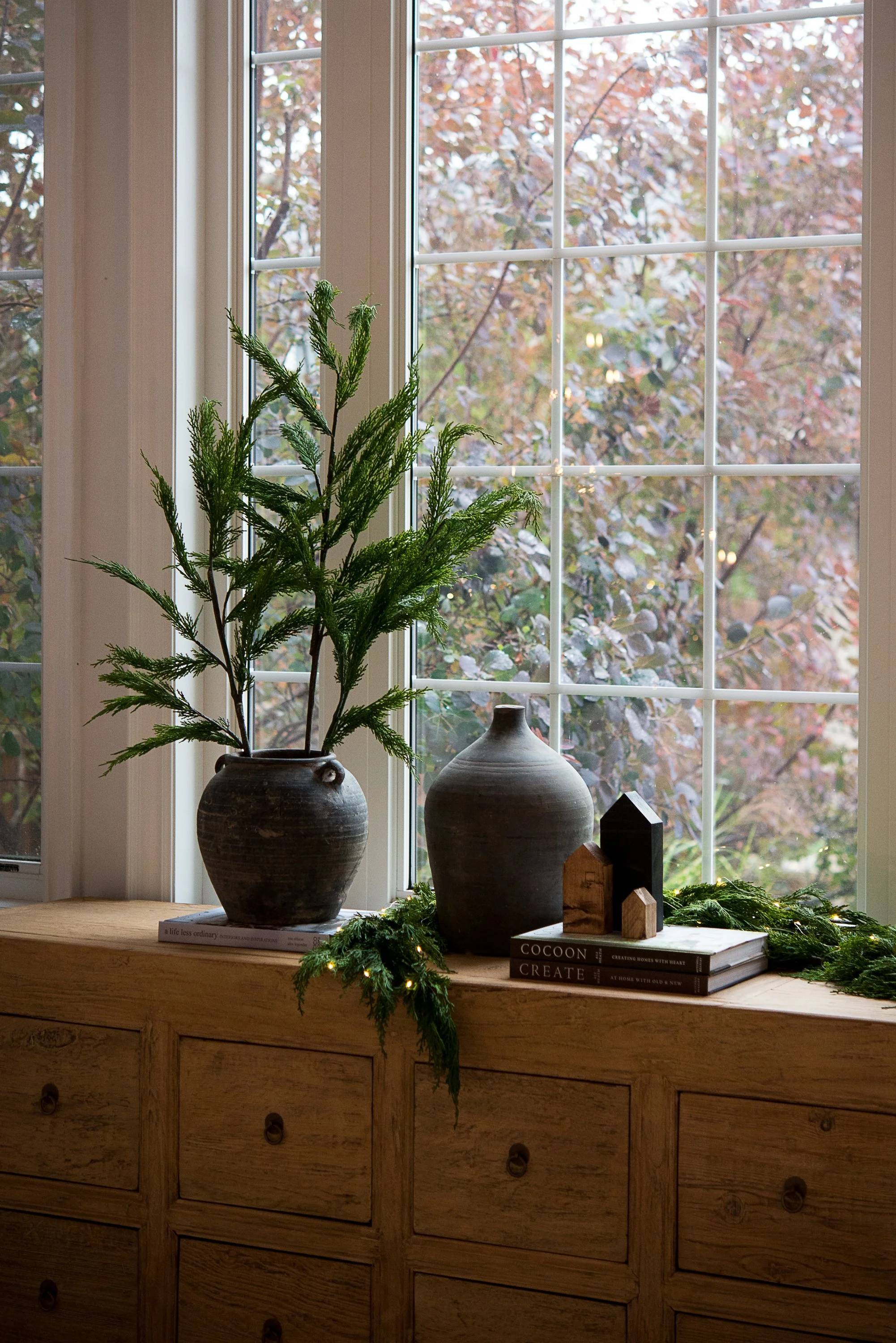 2025 Holiday Lifestyle-038.JPG