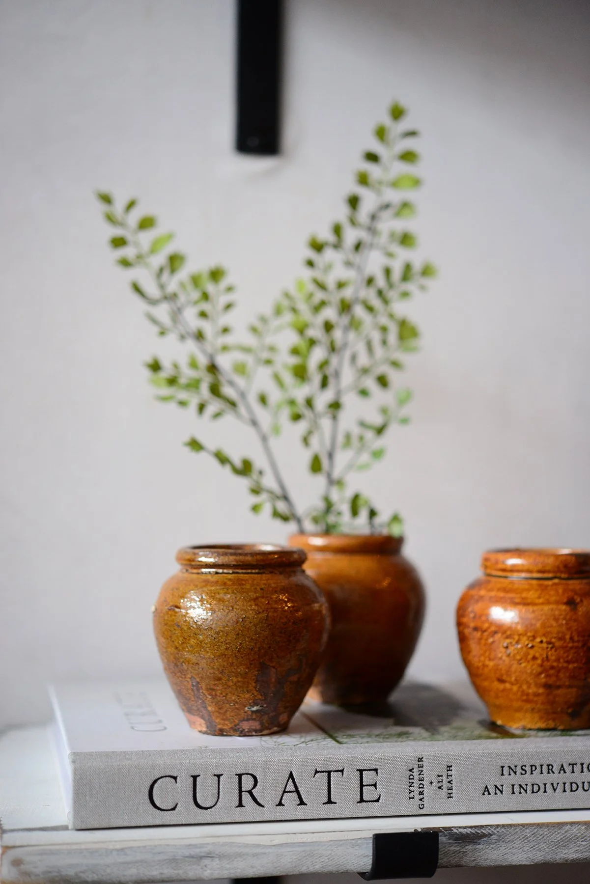 mustard small vintage vase-002.jpg