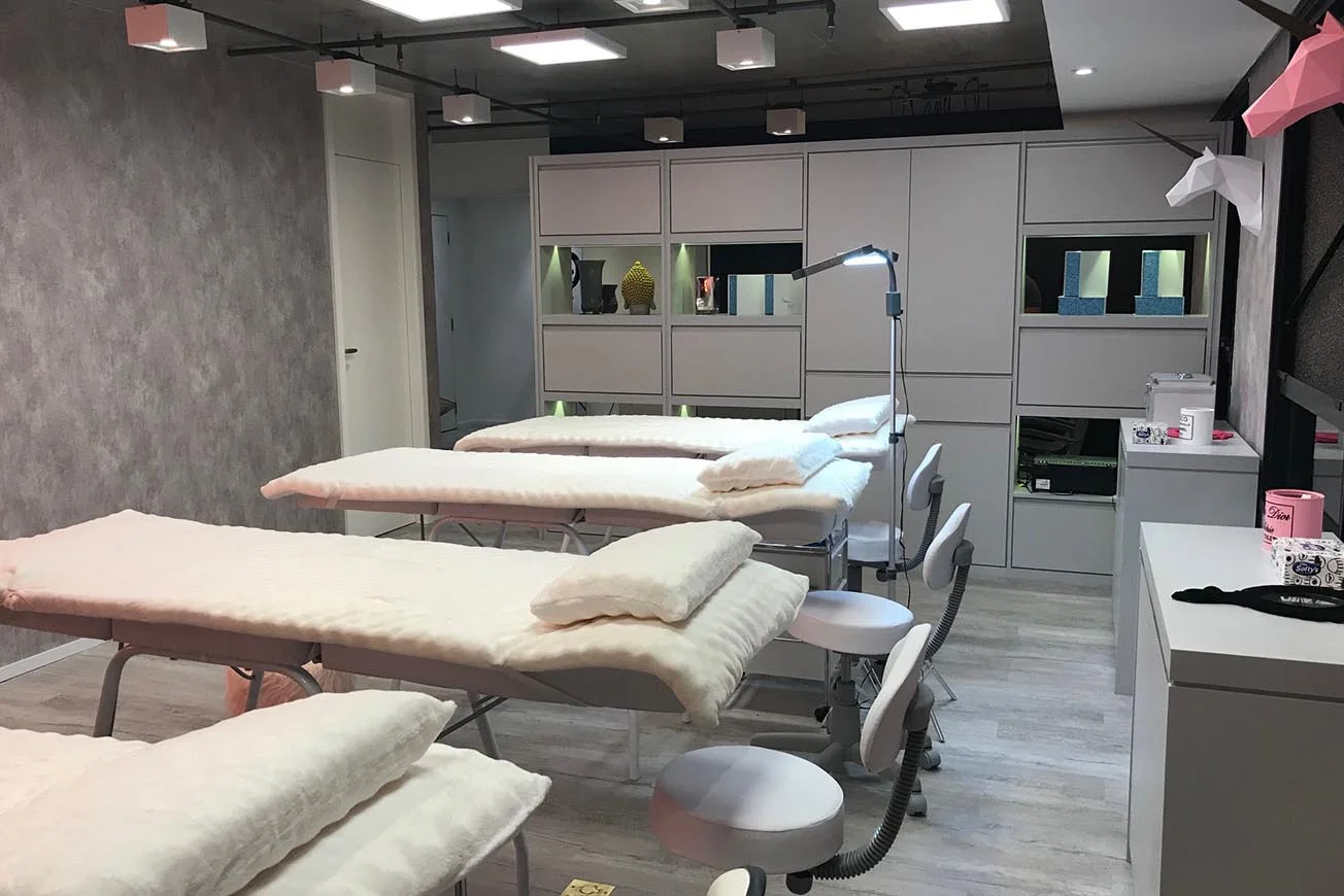 regina-ulhoa-canto-projetos-comerciais-studio-de-beleza-4.jpg