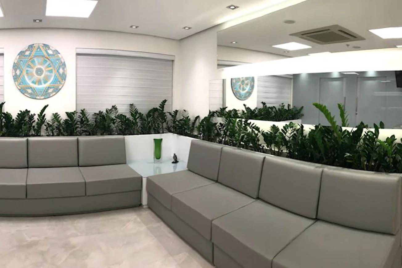 regina-ulhoa-canto-projetos-comerciais-e-consultorios-consultorio-medico-02.jpg