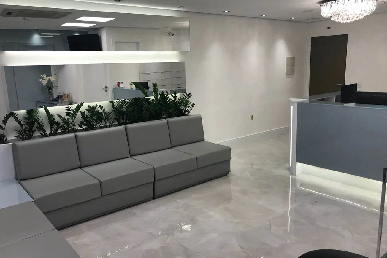 regina-ulhoa-canto-projetos-comerciais-e-consultorios-consultorio-medico-05.jpg