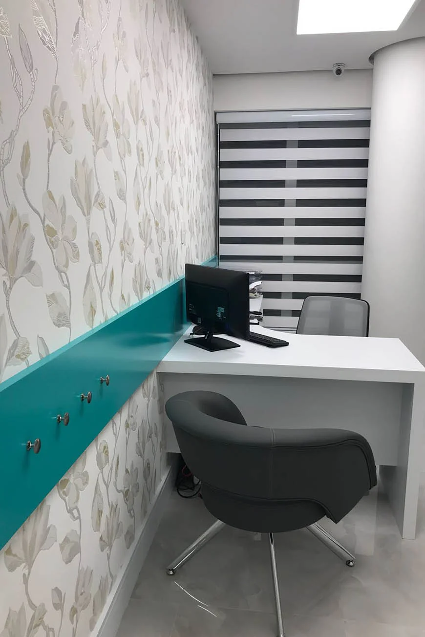 regina-ulhoa-canto-projetos-comerciais-e-consultorios-consultorio-medico-18.jpg