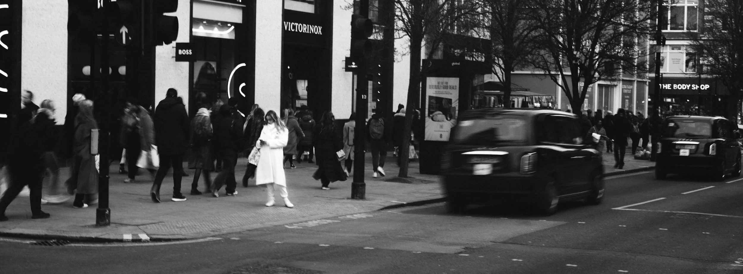 24-01-20_MOXON'S FISH MONGER_M11_L1004064.jpg