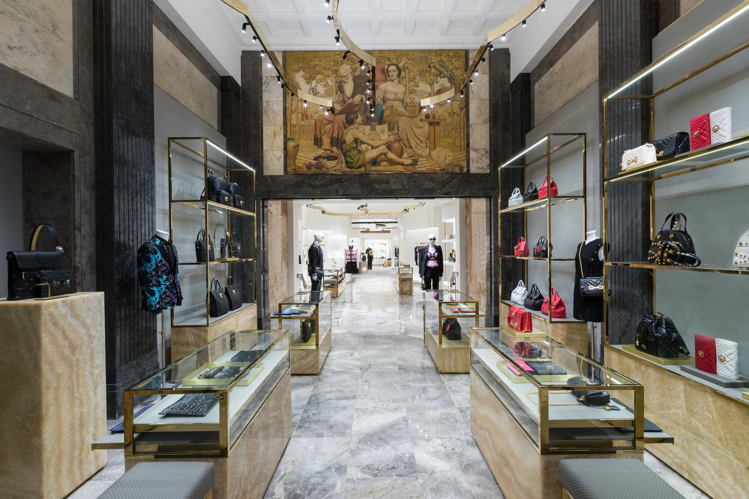 versace 2.jpg