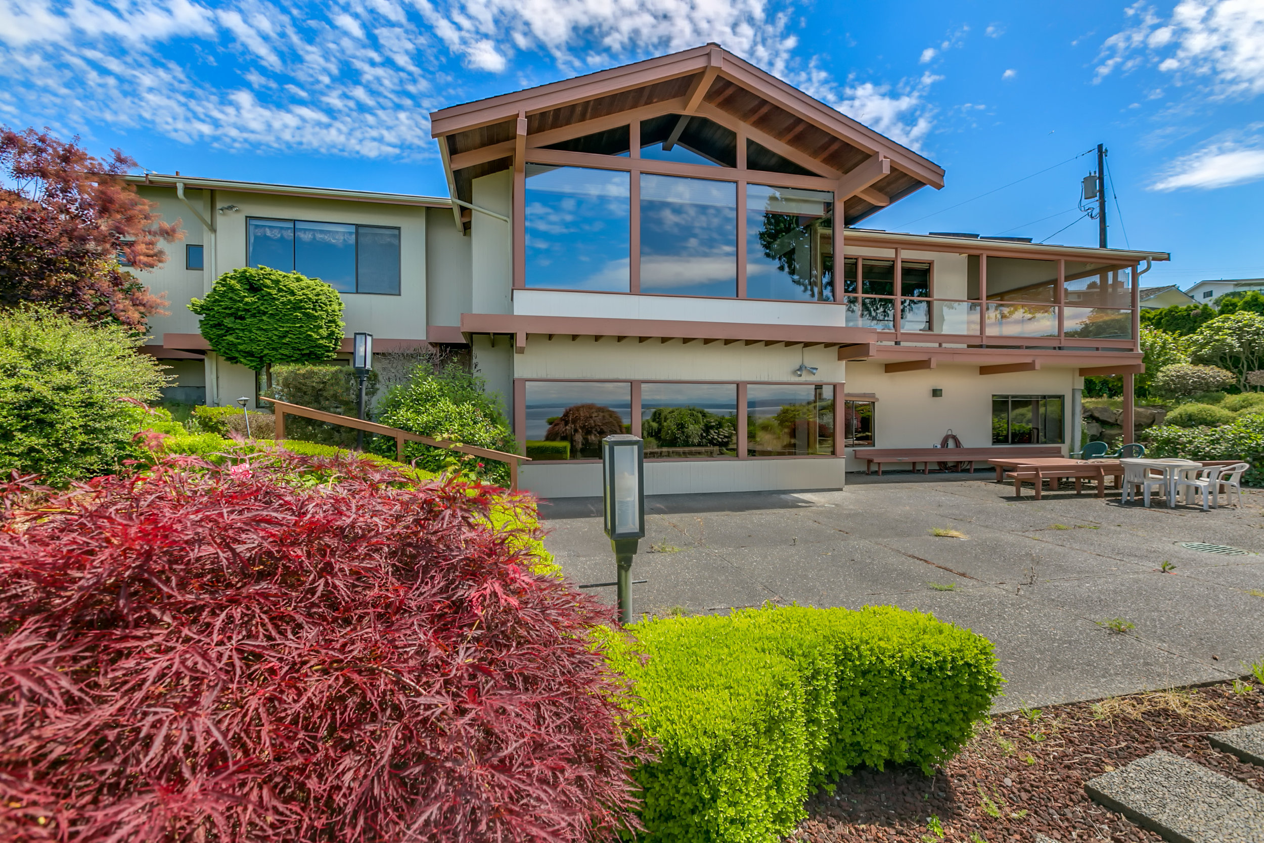 Edmonds View Home - Sold $1,385,000