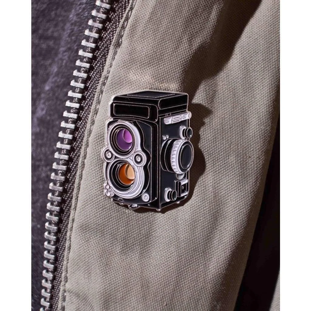 PIN - ROLLEIFLEX Medium Format Camera