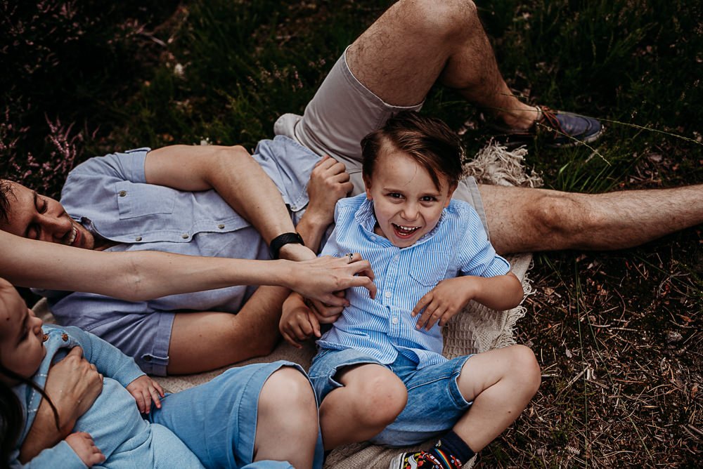 Bracknell family photographer Natalie Stevens Photography, outdoor family shoot Bracknell forest