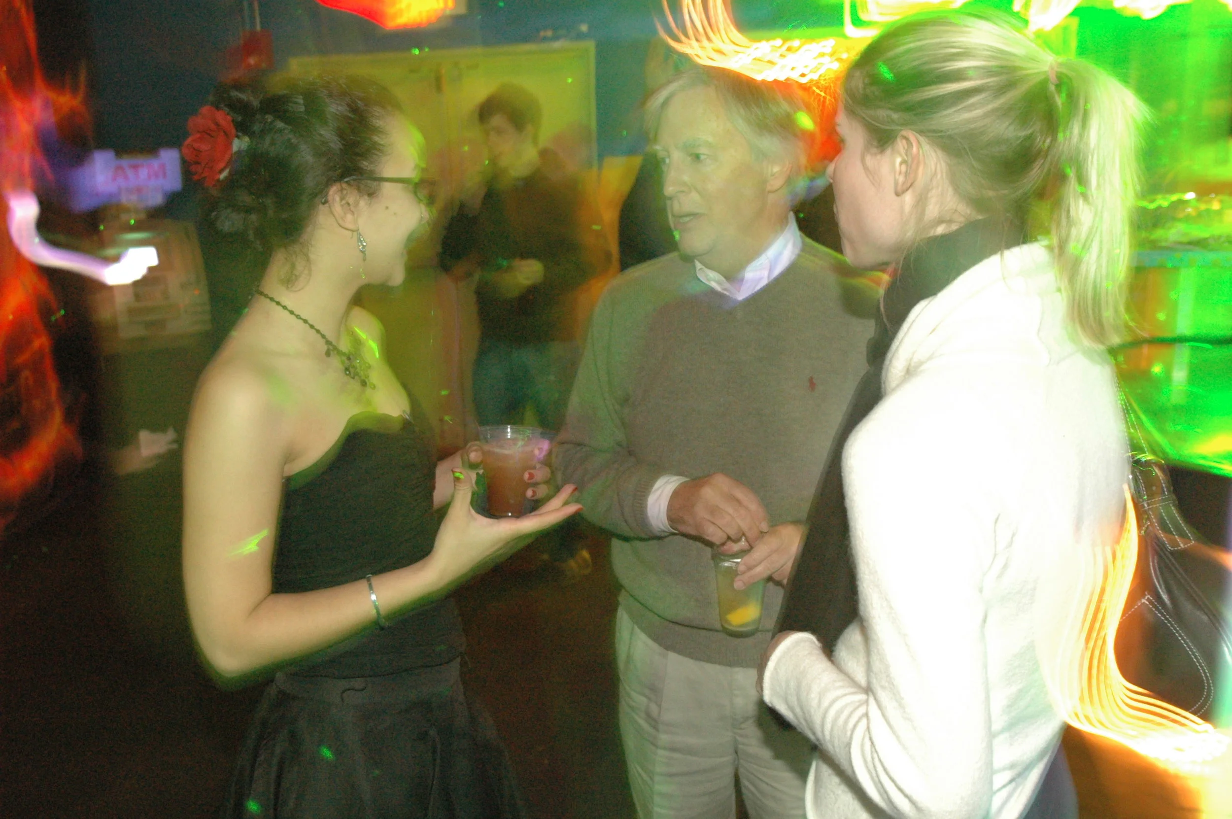 Barbarian 2004 Holiday Party - 4.JPG