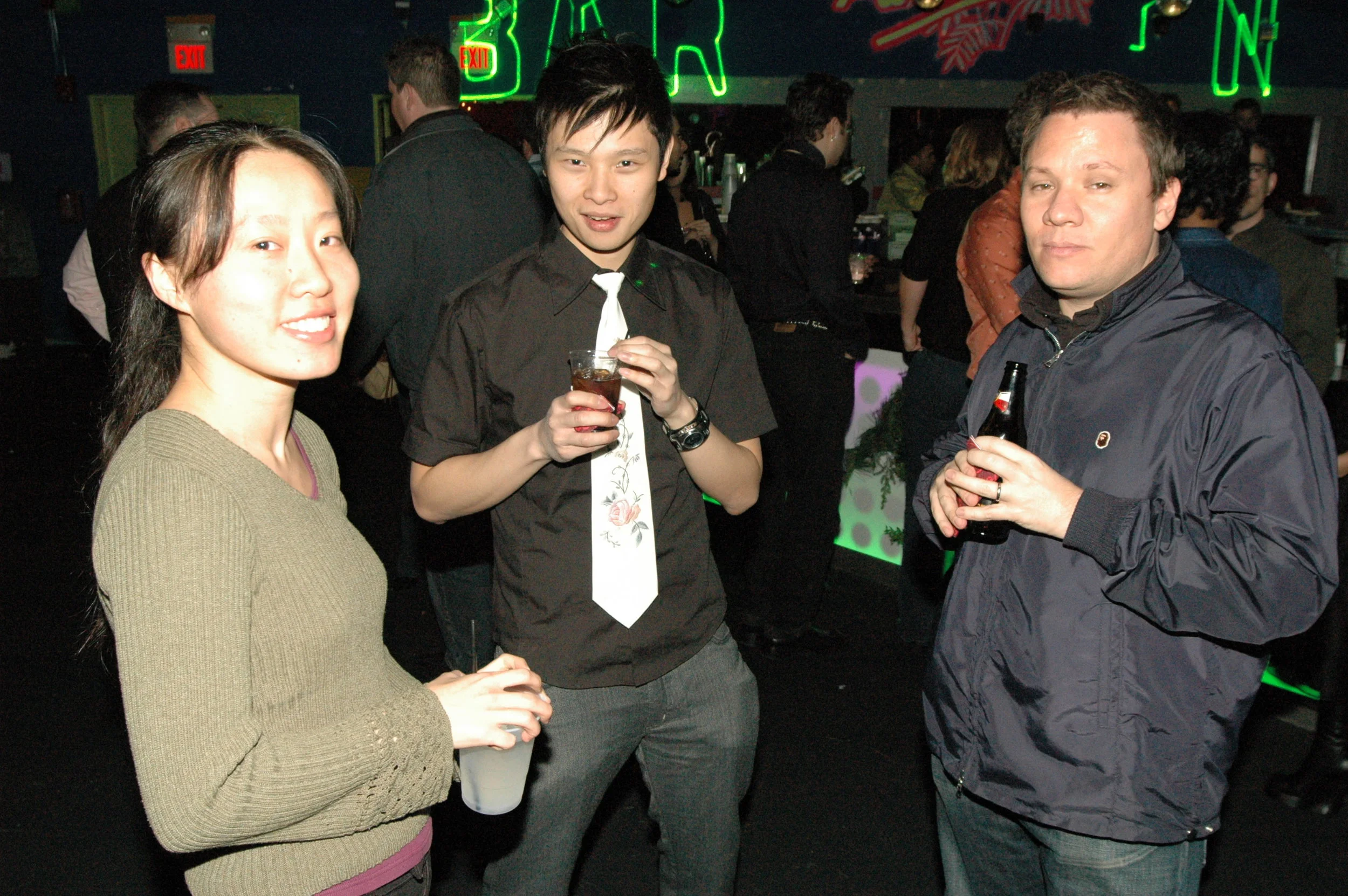 Barbarian 2004 Holiday Party - 10.JPG