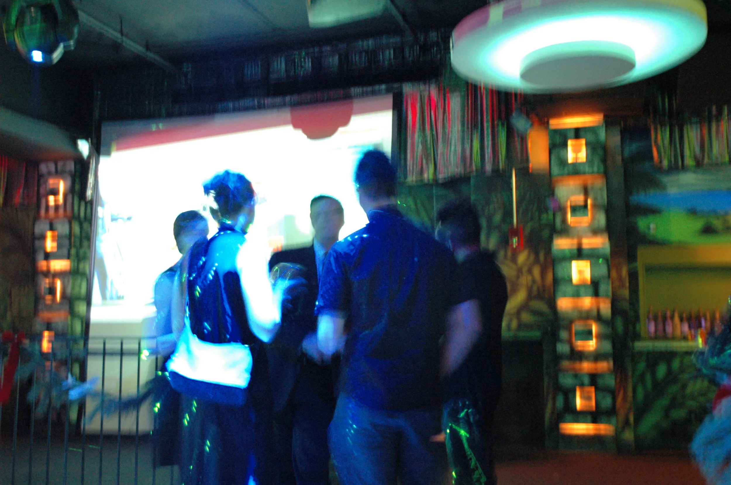 Barbarian 2004 Holiday Party - 22.JPG