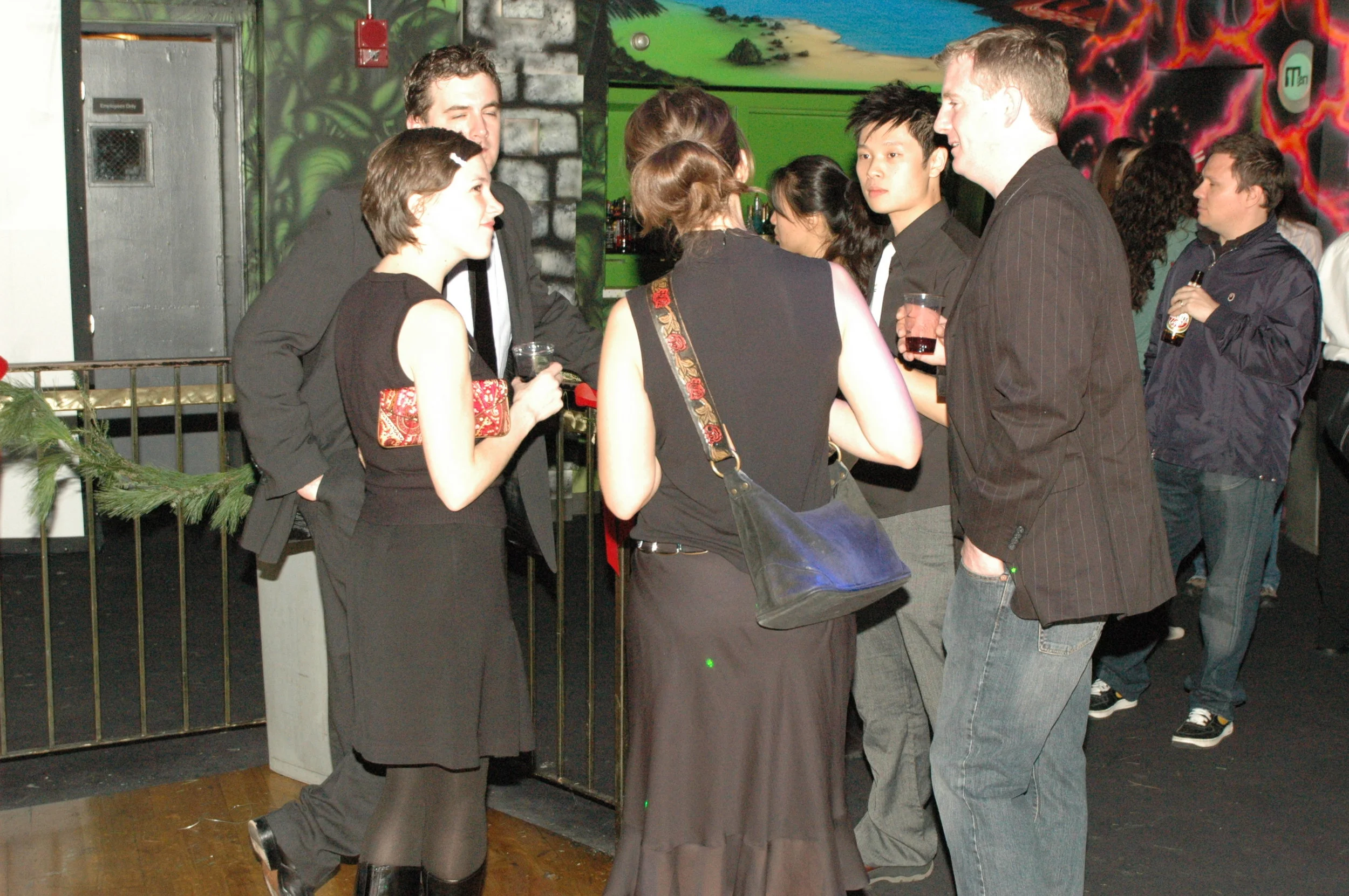 Barbarian 2004 Holiday Party - 25.JPG
