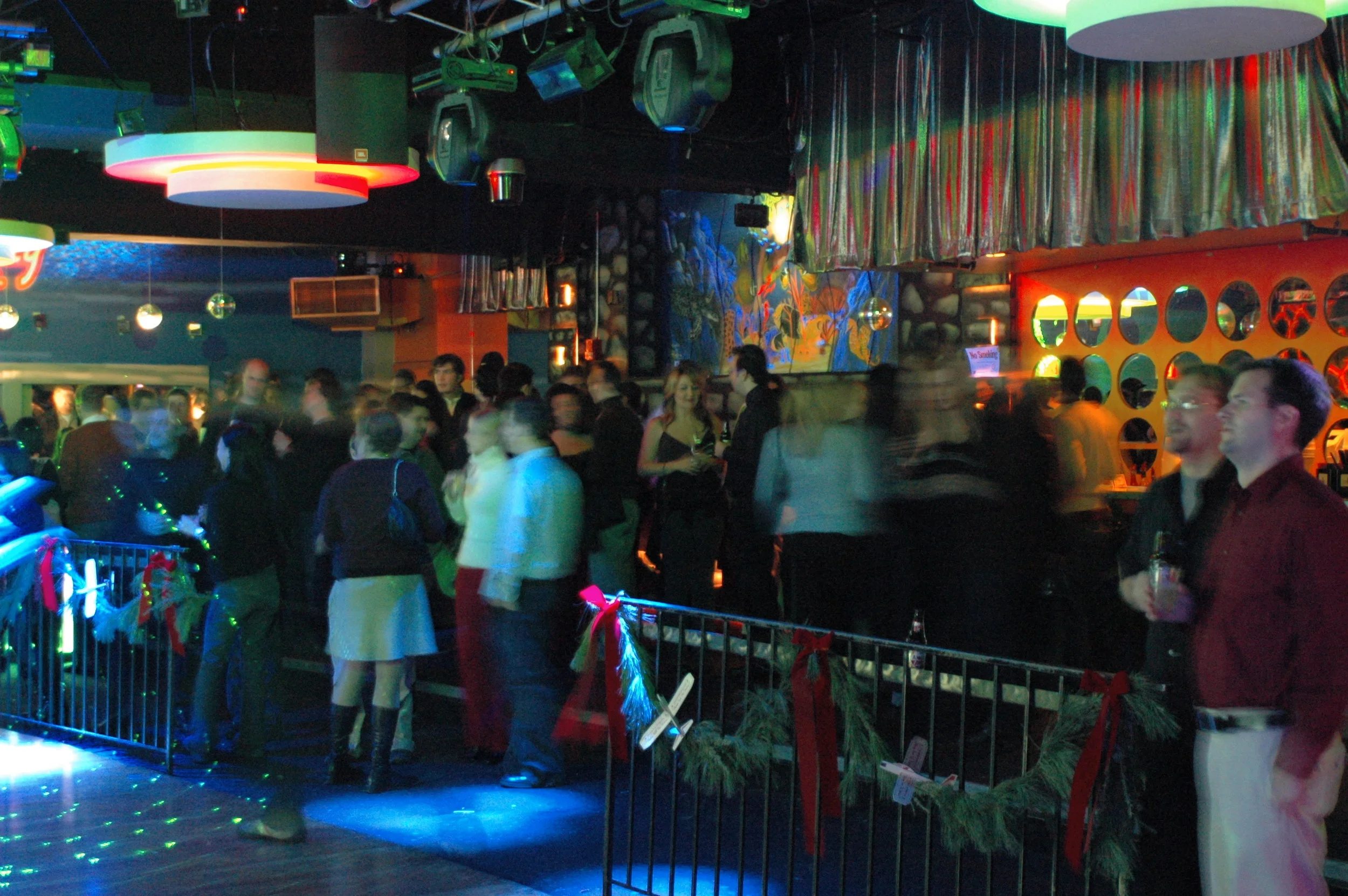 Barbarian 2004 Holiday Party - 30.JPG