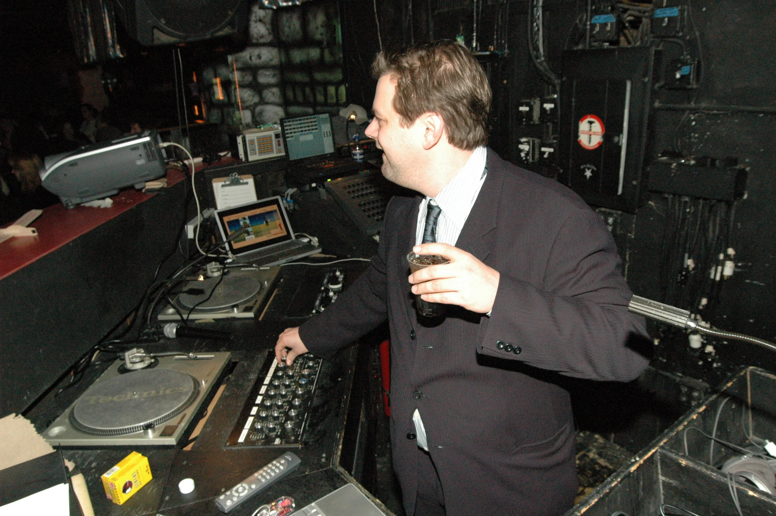 Barbarian 2004 Holiday Party - 32.JPG