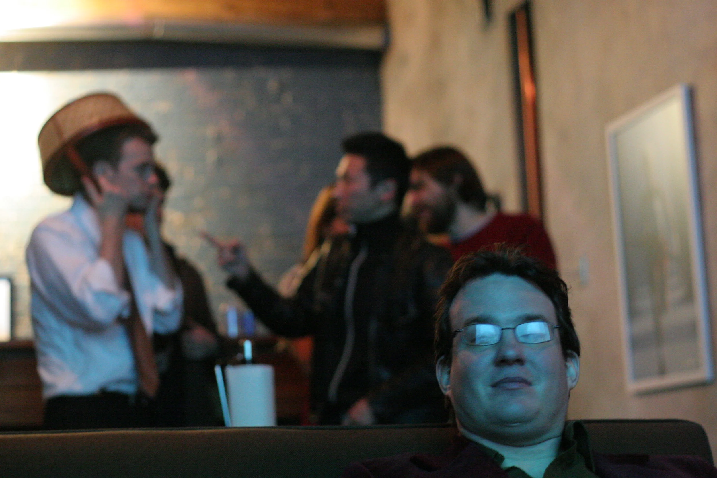 Barbaria Holiday Party 2005 - 16.JPG